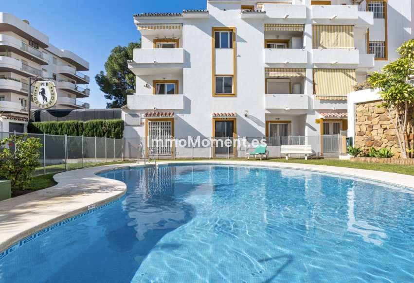 Resale - Apartment - Marbella - Nueva Andalucía