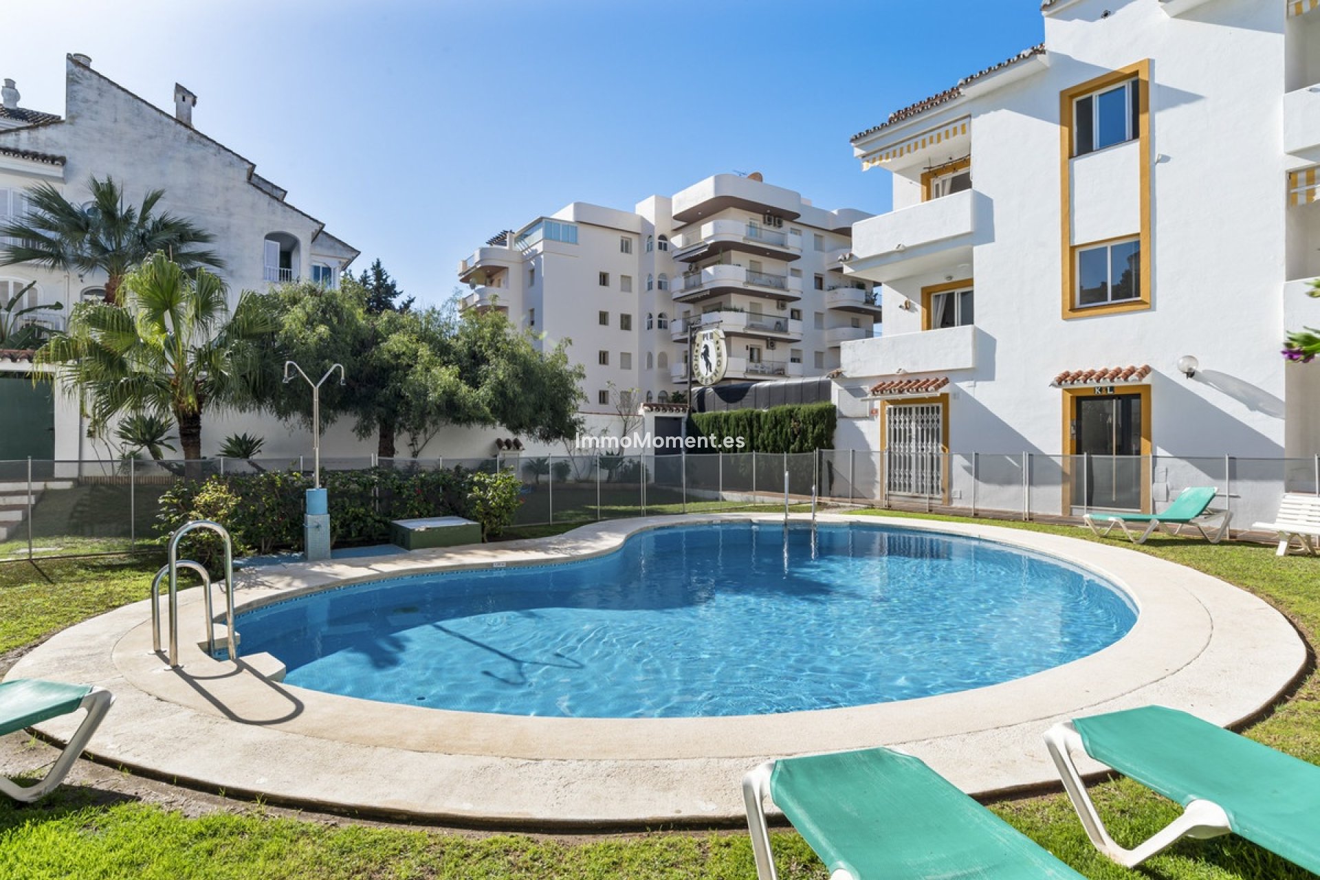 Resale - Apartment - Marbella - Nueva Andalucía