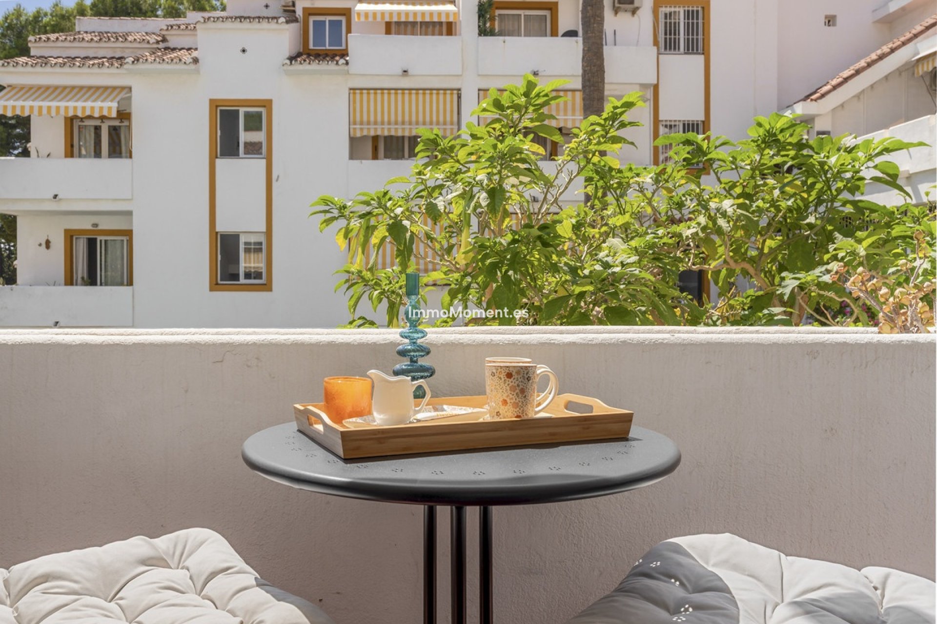 Resale - Apartment - Marbella - Nueva Andalucía