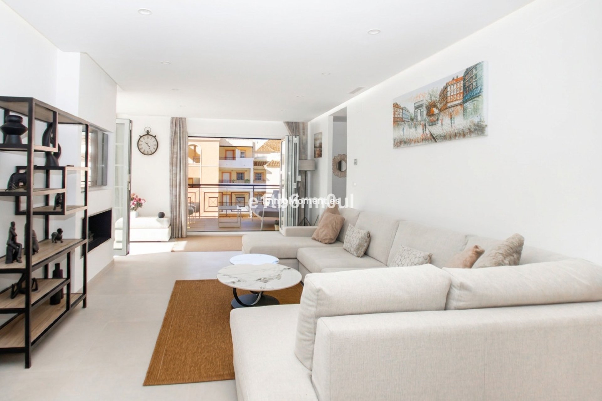 Resale - Apartment - Marbella - Nueva Andalucía