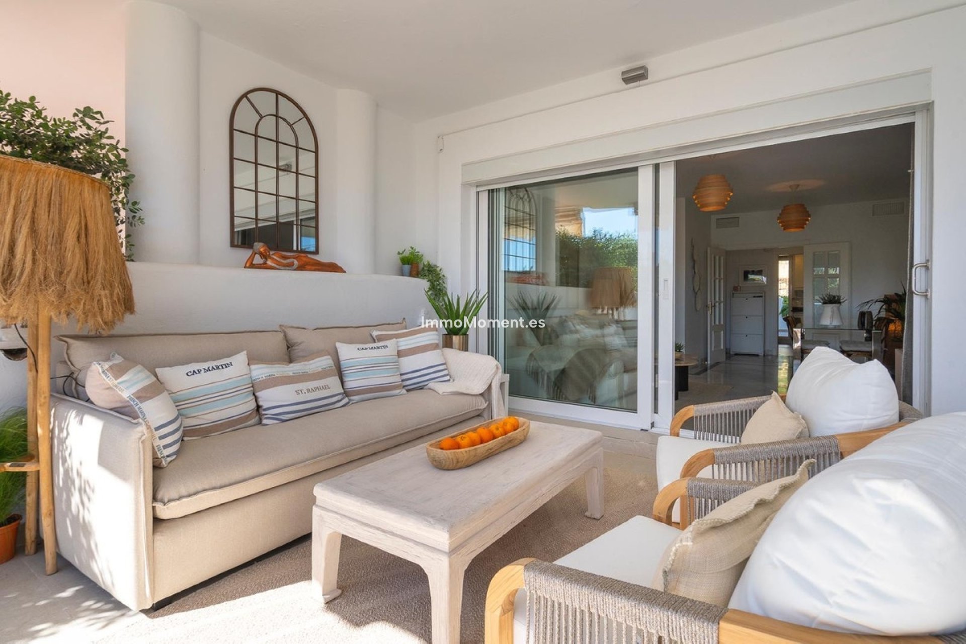 Resale - Apartment - Marbella - Nueva Andalucía