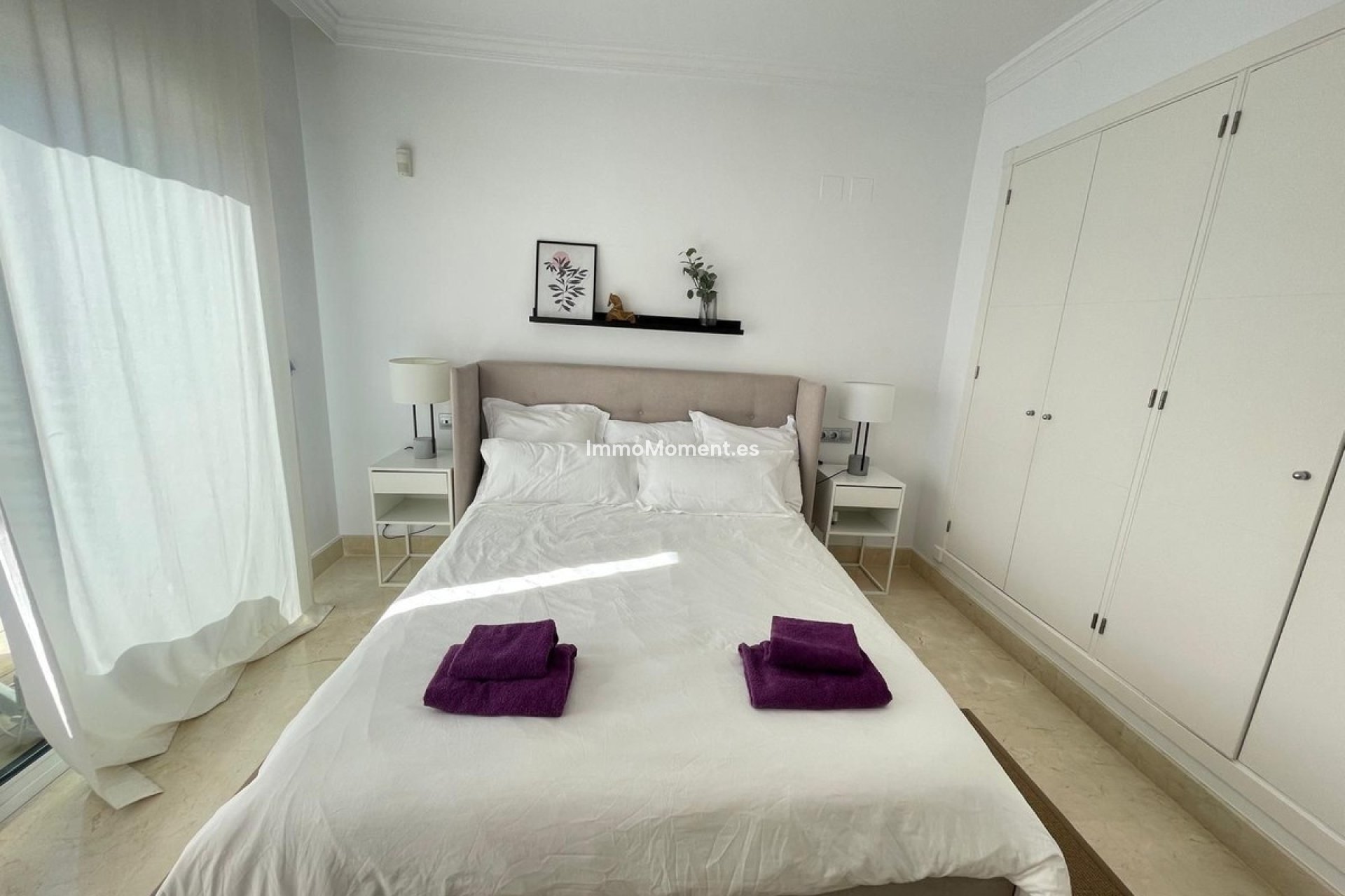 Resale - Apartment - Marbella - Nueva Andalucía