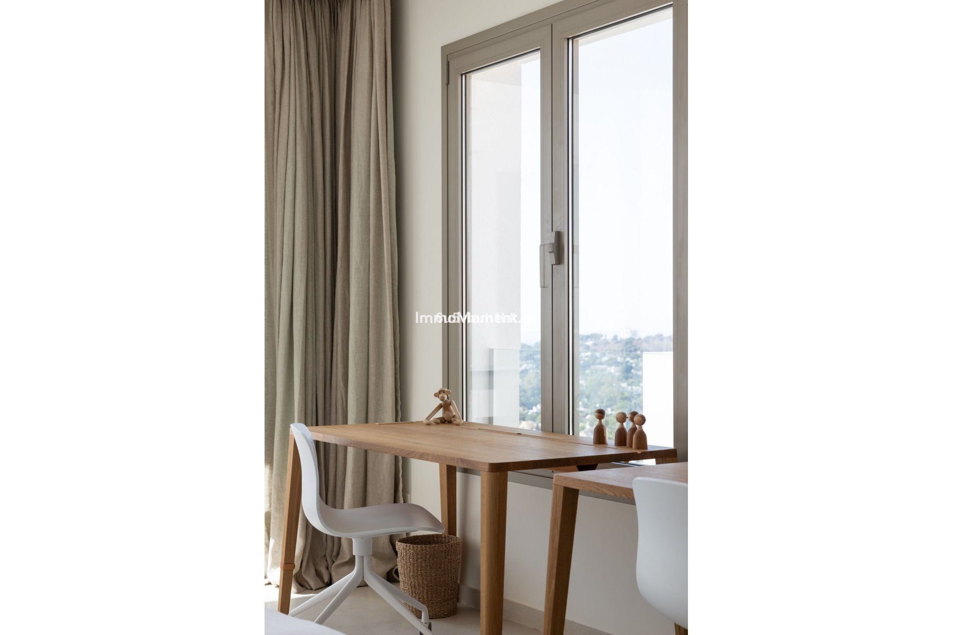 Resale - Apartment - Marbella - Nueva Andalucía
