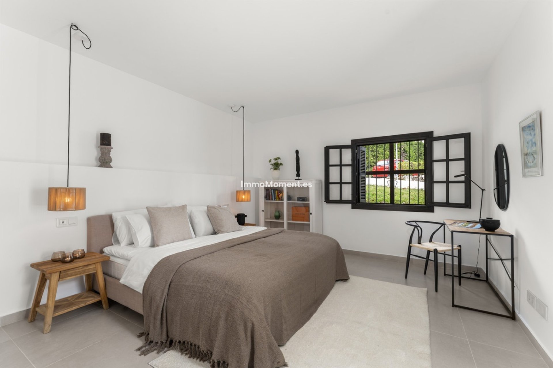 Resale - Apartment - Marbella - Nueva Andalucía