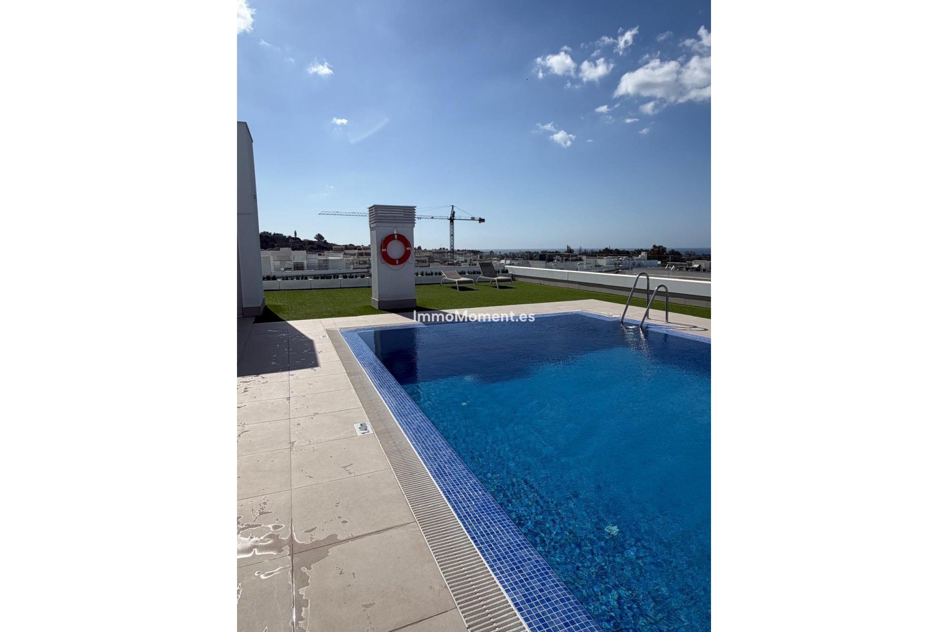 Resale - Apartment - Marbella - Nueva Andalucía