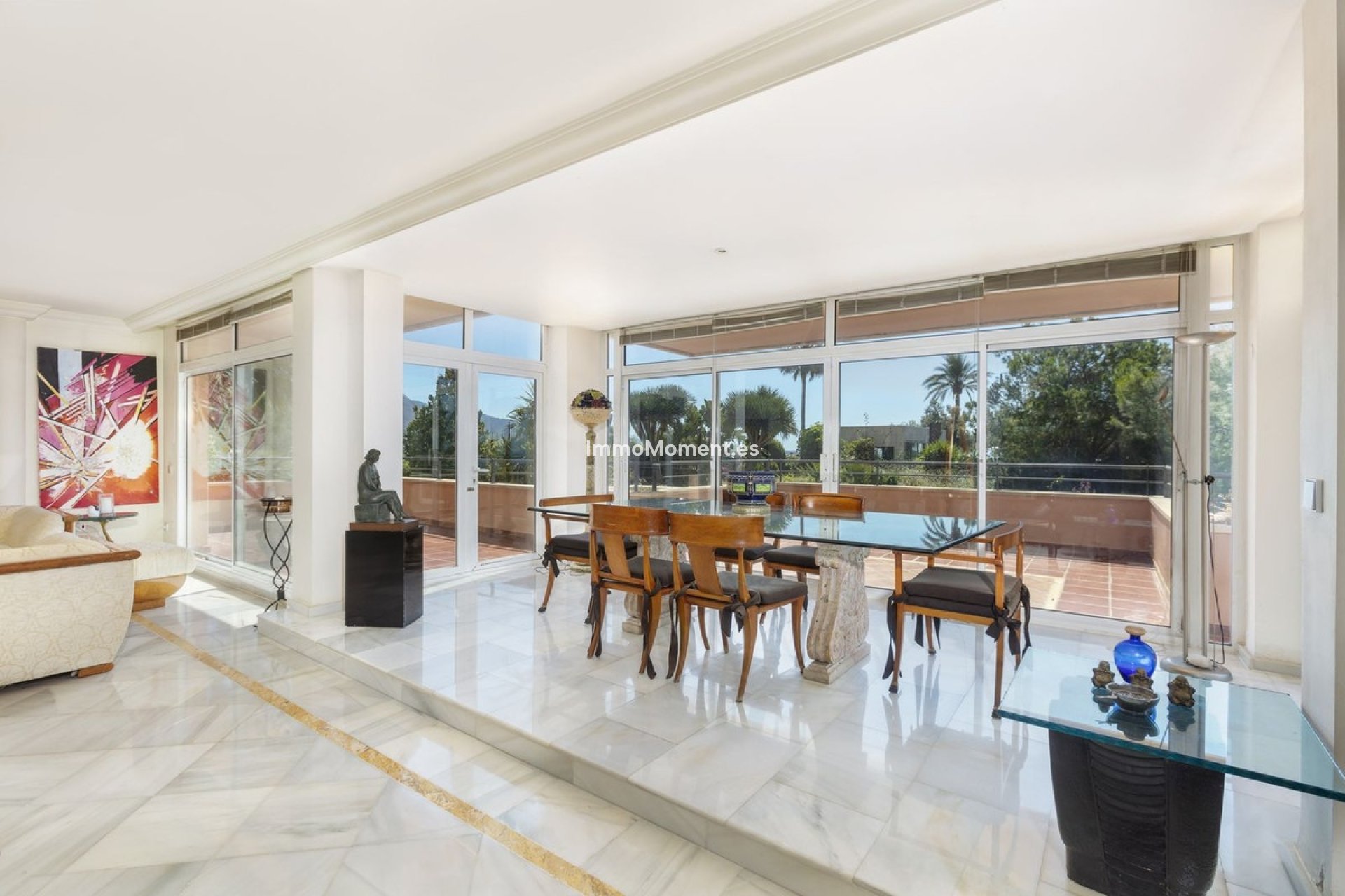 Resale - Apartment - Marbella - Nueva Andalucía