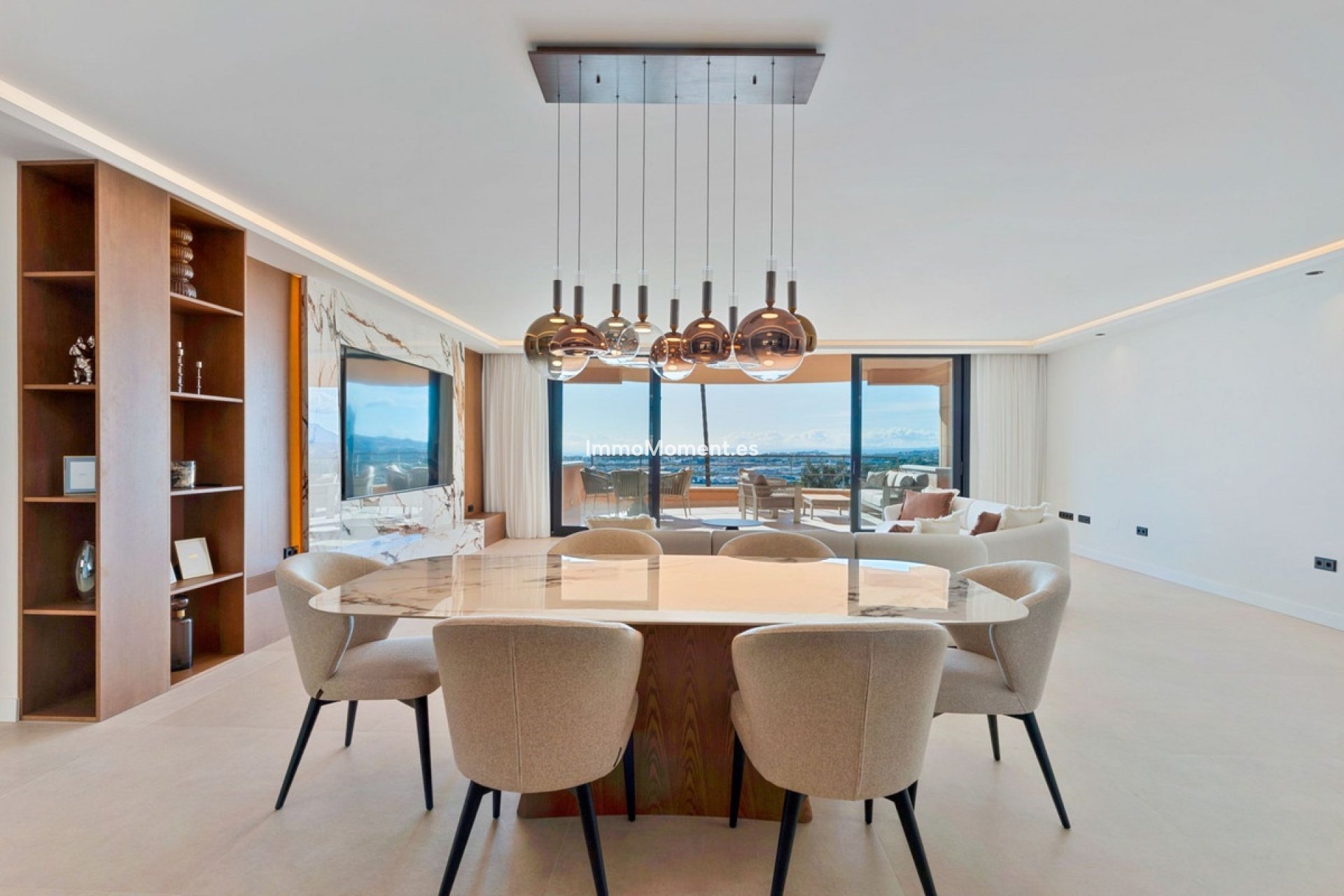 Resale - Apartment - Marbella - Nueva Andalucía