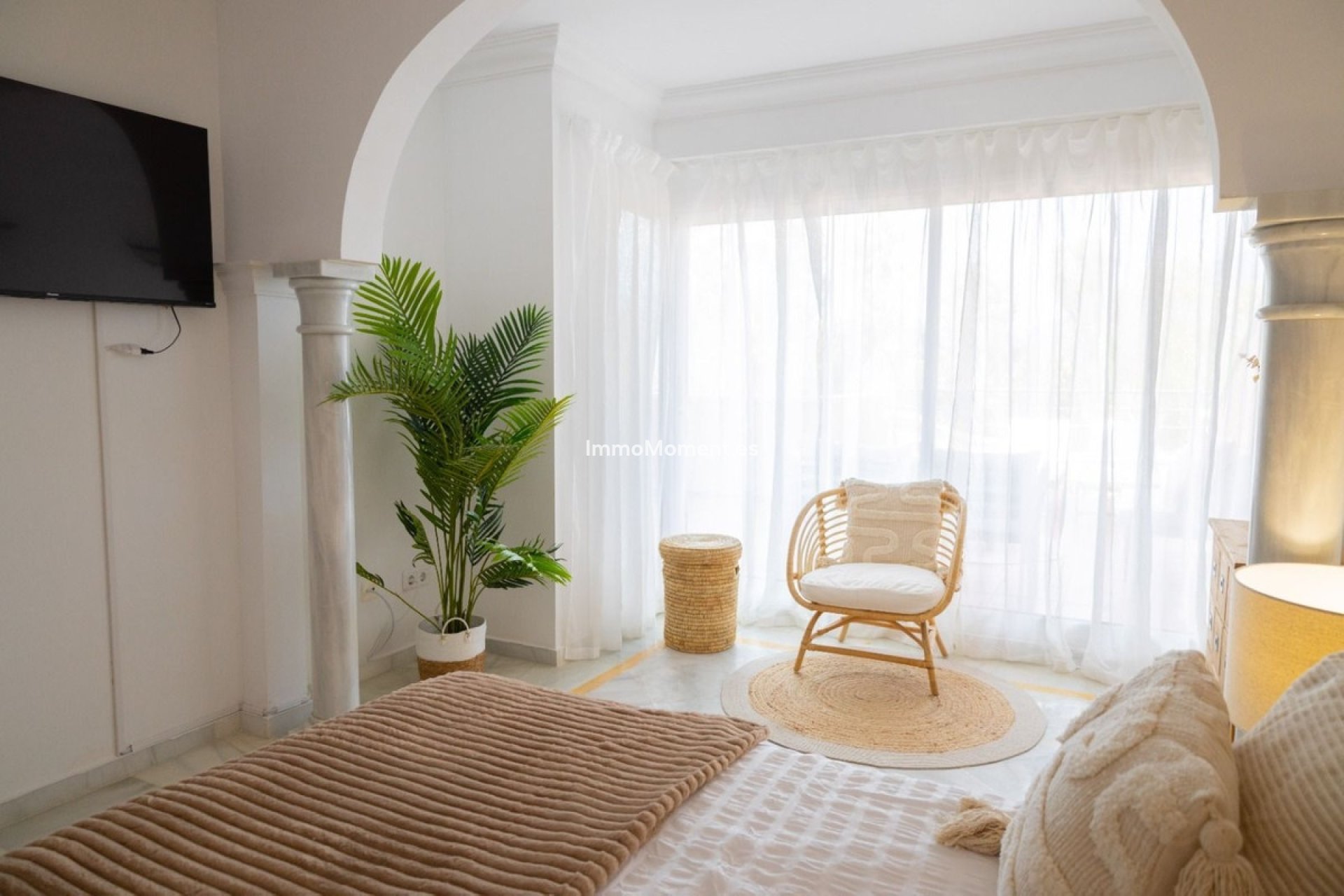 Resale - Apartment - Marbella - Nueva Andalucía