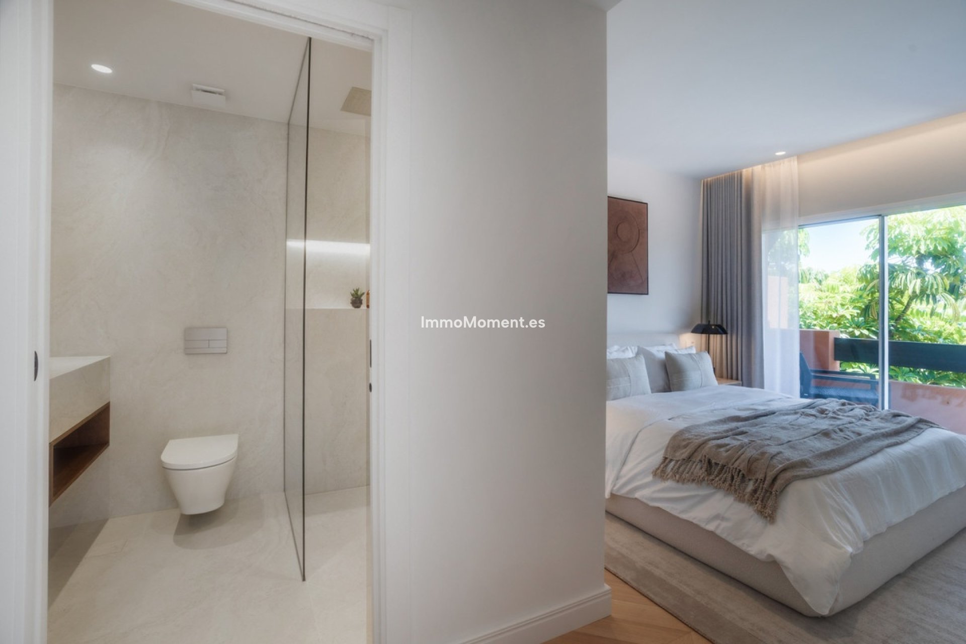 Resale - Apartment - Marbella - Nueva Andalucía
