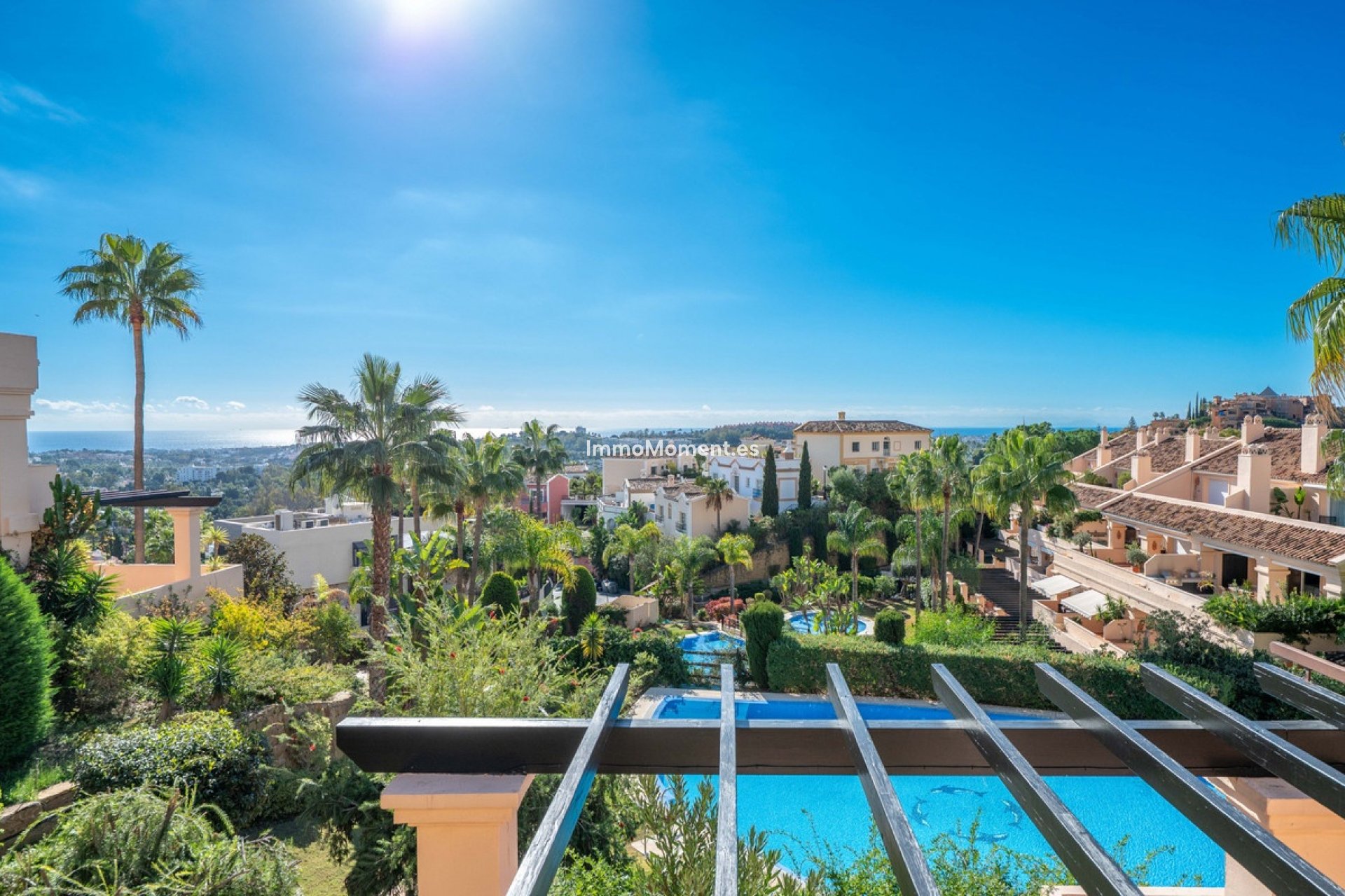 Resale - Apartment - Marbella - Nueva Andalucía