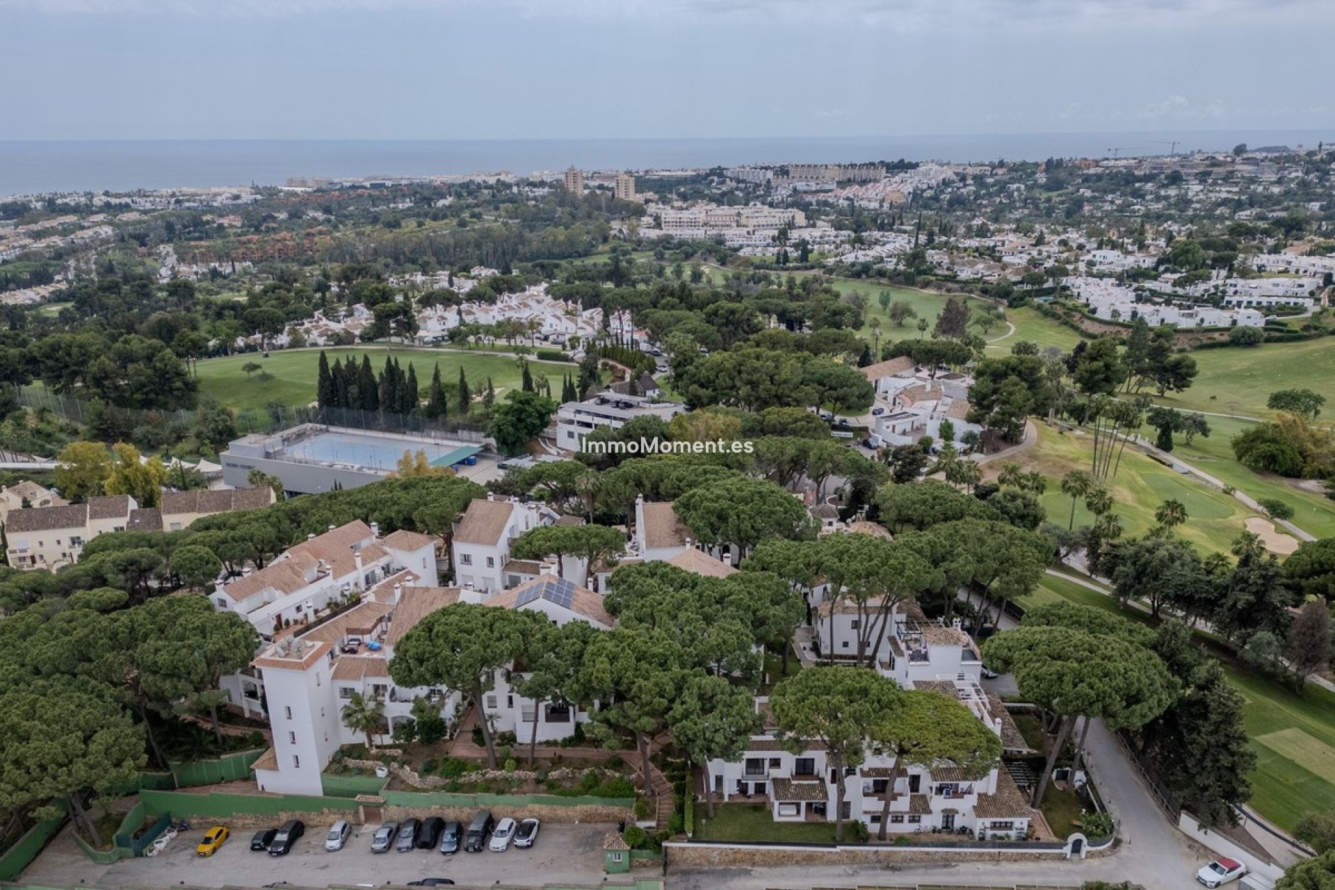 Resale - Apartment - Marbella - Nueva Andalucía