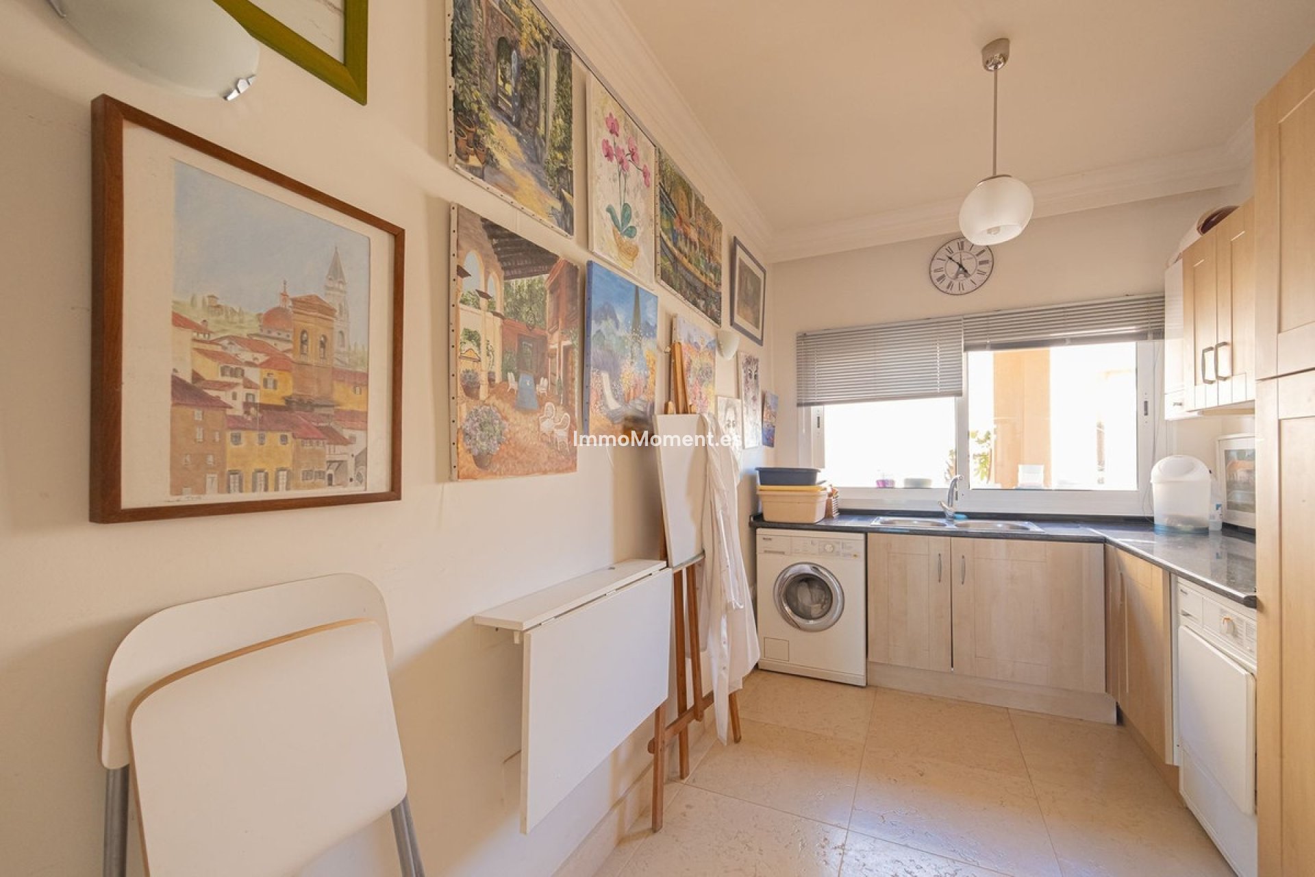 Resale - Apartment - Marbella - Nueva Andalucía