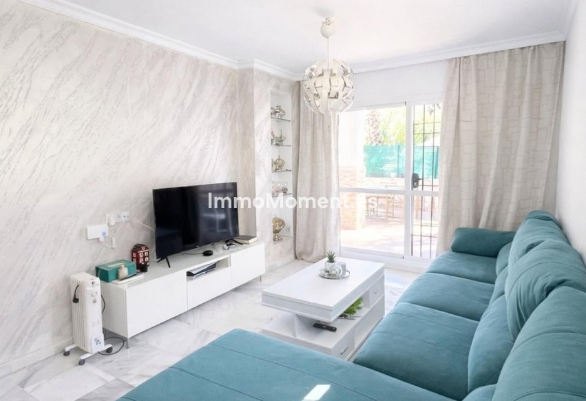 Resale - Apartment - Marbella - Nueva Andalucía