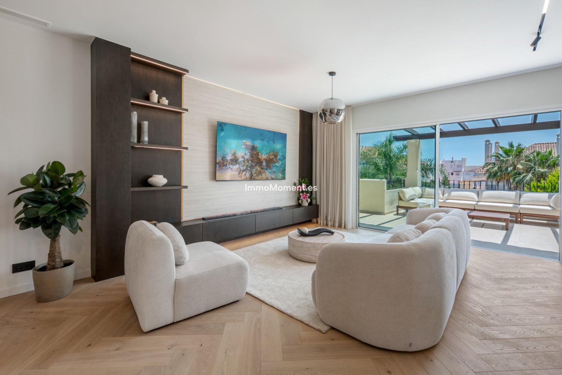 Resale - Apartment - Marbella - Nueva Andalucía