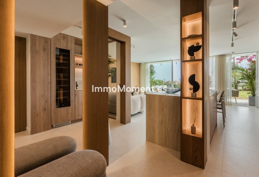 Resale - Apartment - Marbella - Nueva Andalucía