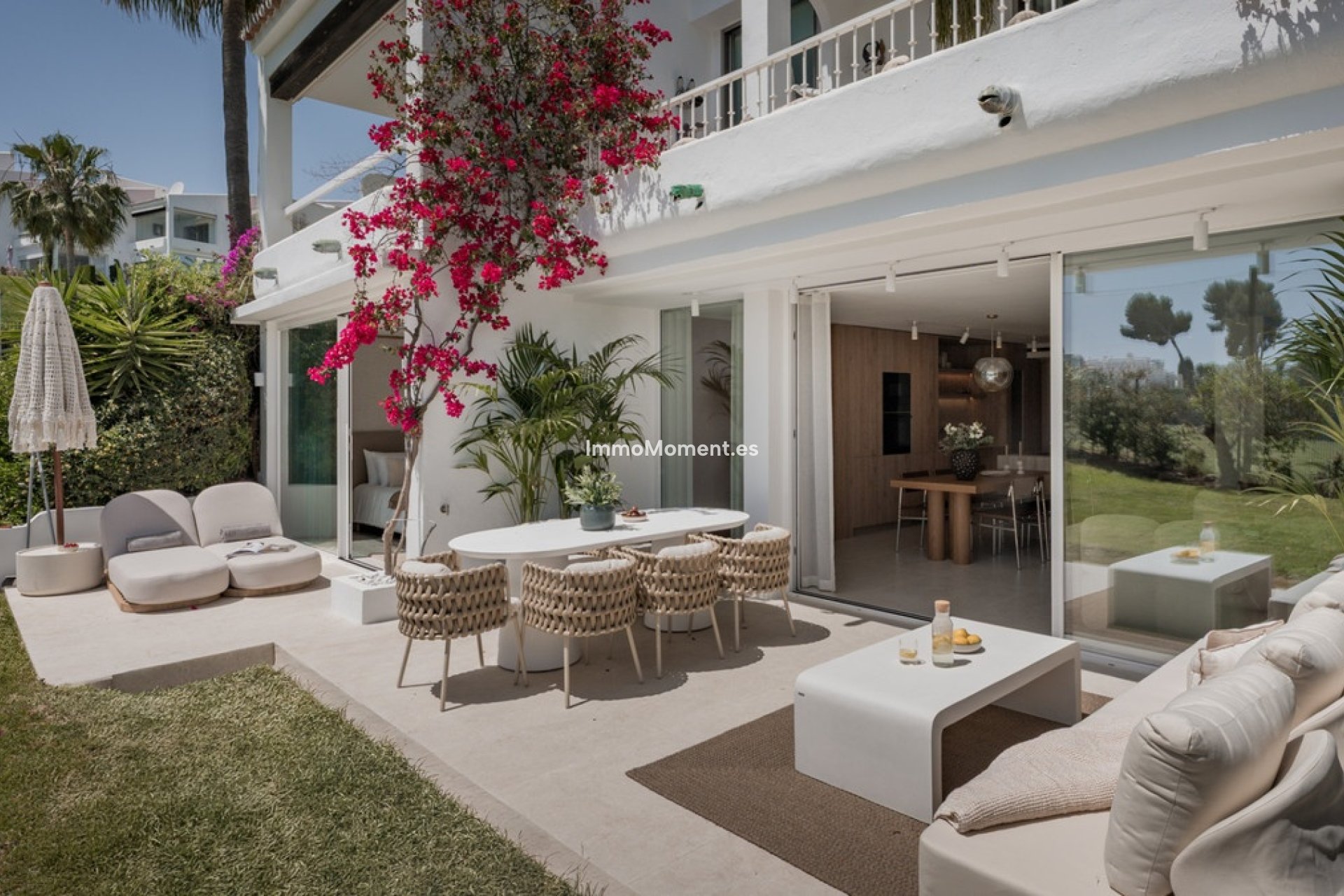 Resale - Apartment - Marbella - Nueva Andalucía