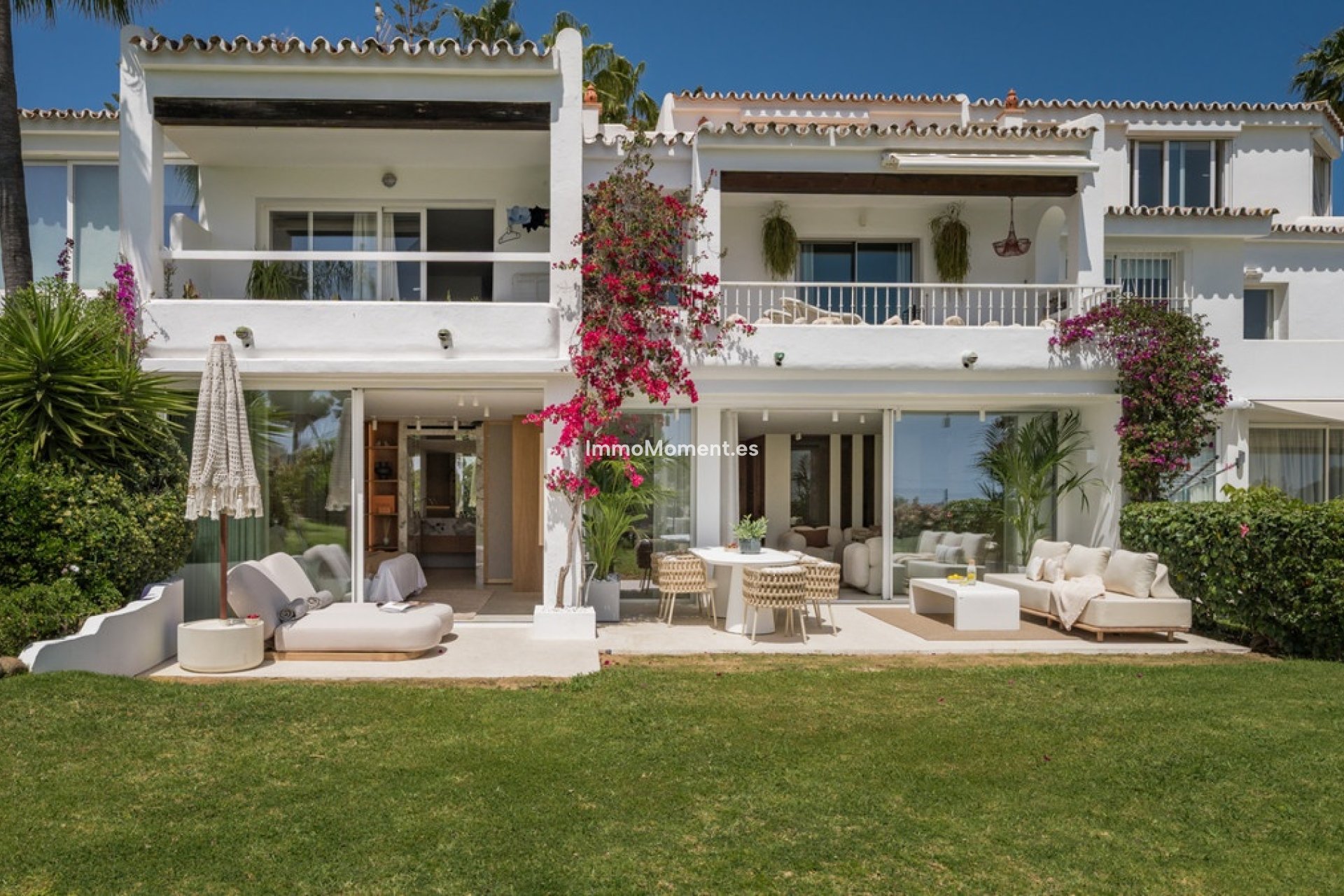 Resale - Apartment - Marbella - Nueva Andalucía
