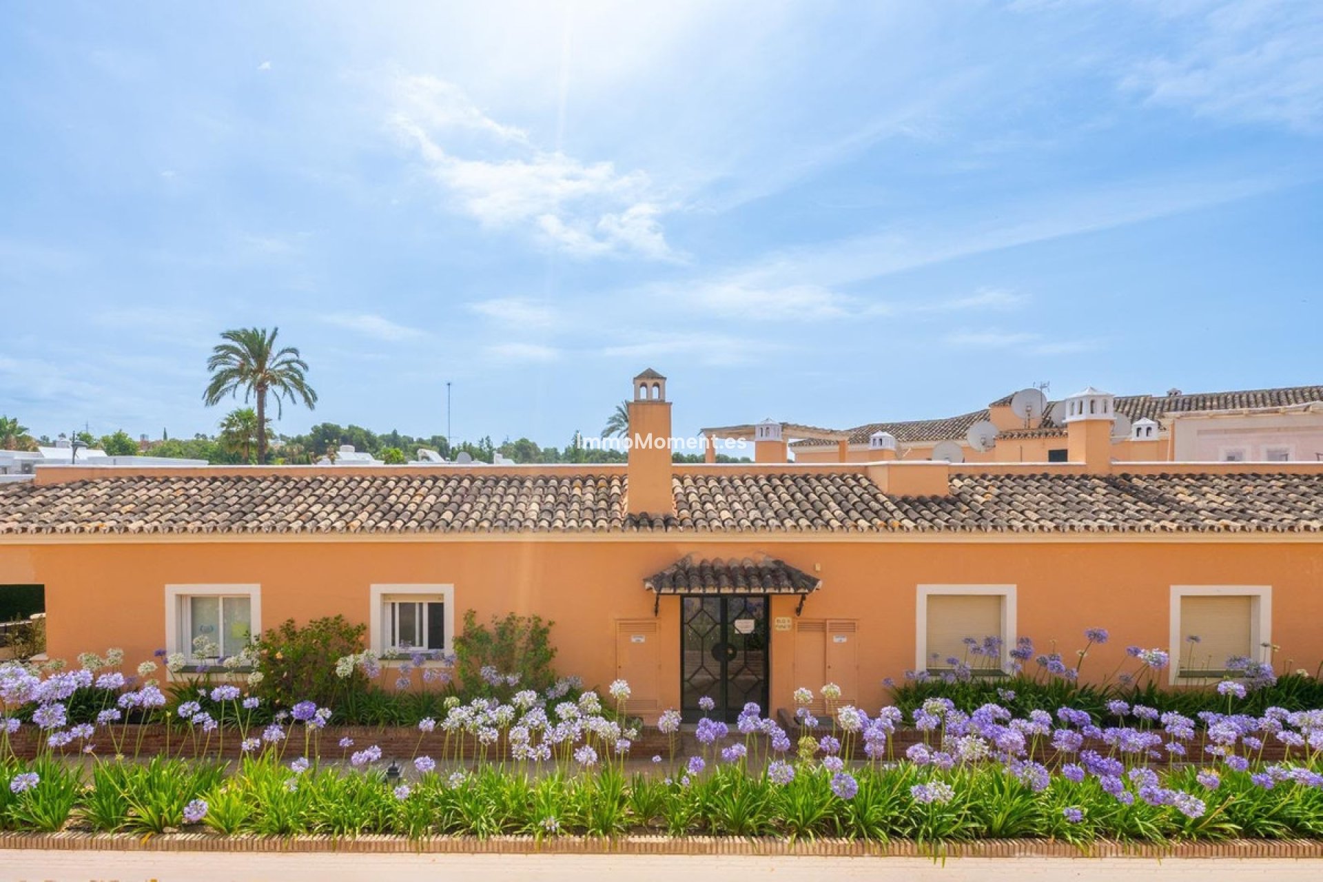 Resale - Apartment - Marbella - Nueva Andalucía