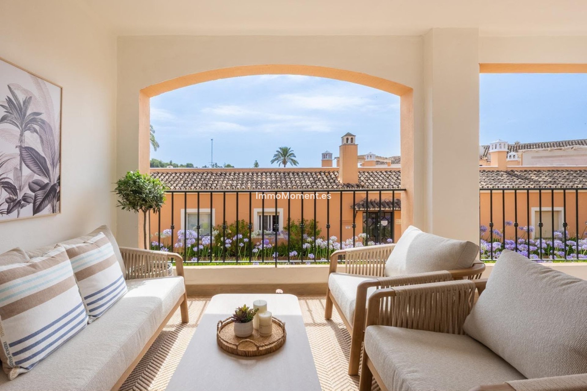 Resale - Apartment - Marbella - Nueva Andalucía