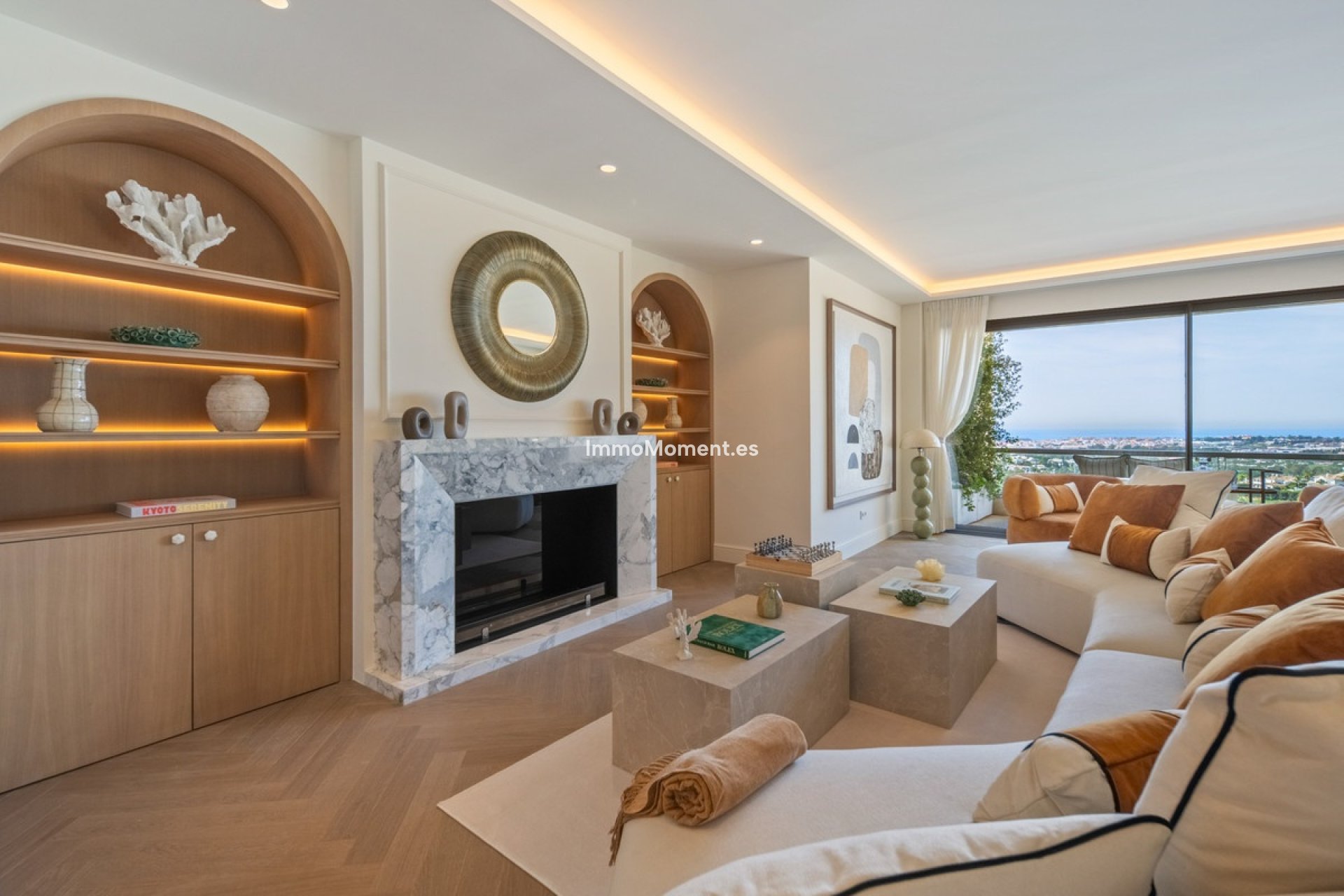 Resale - Apartment - Marbella - Nueva Andalucía