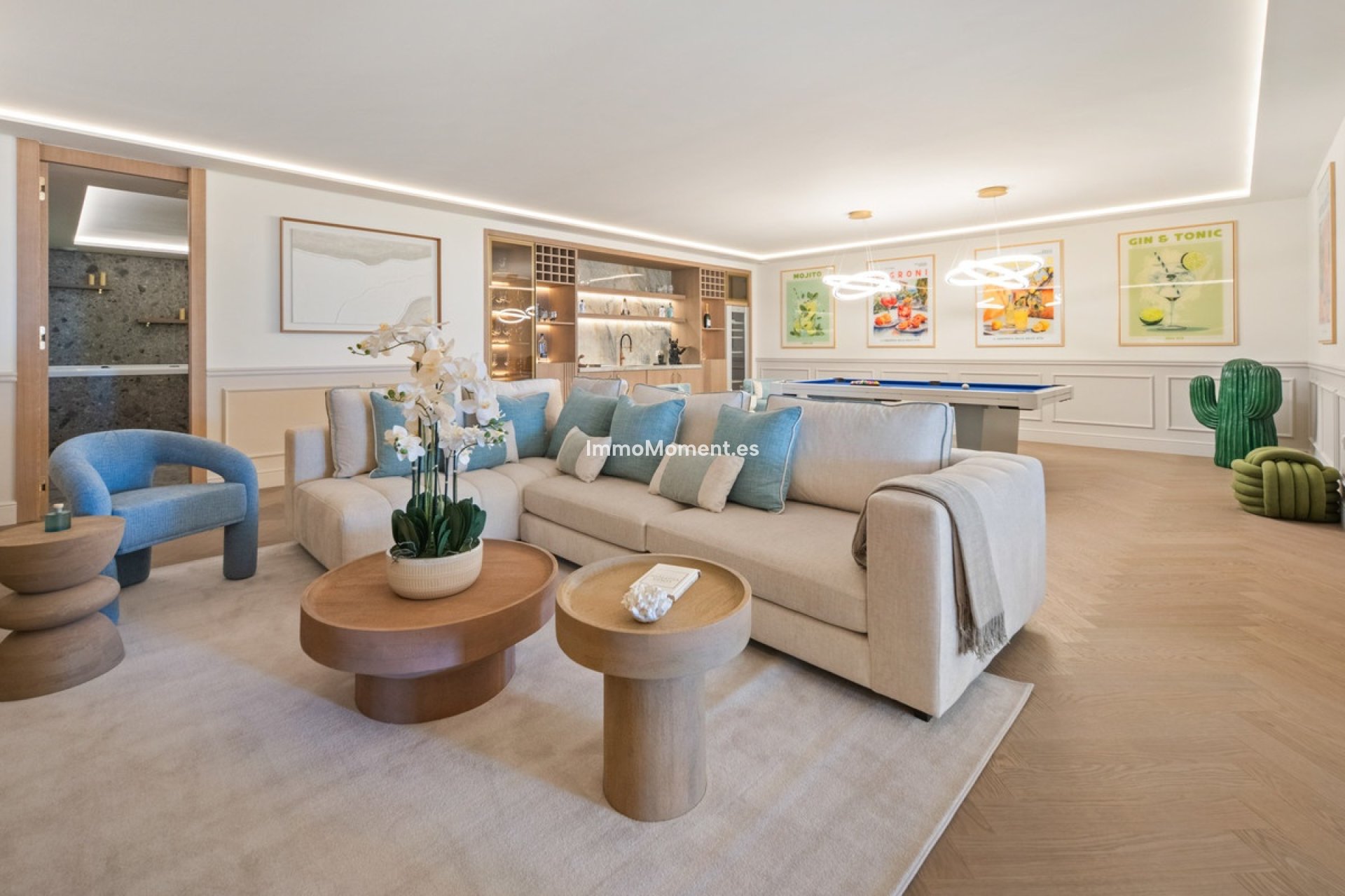 Resale - Apartment - Marbella - Nueva Andalucía