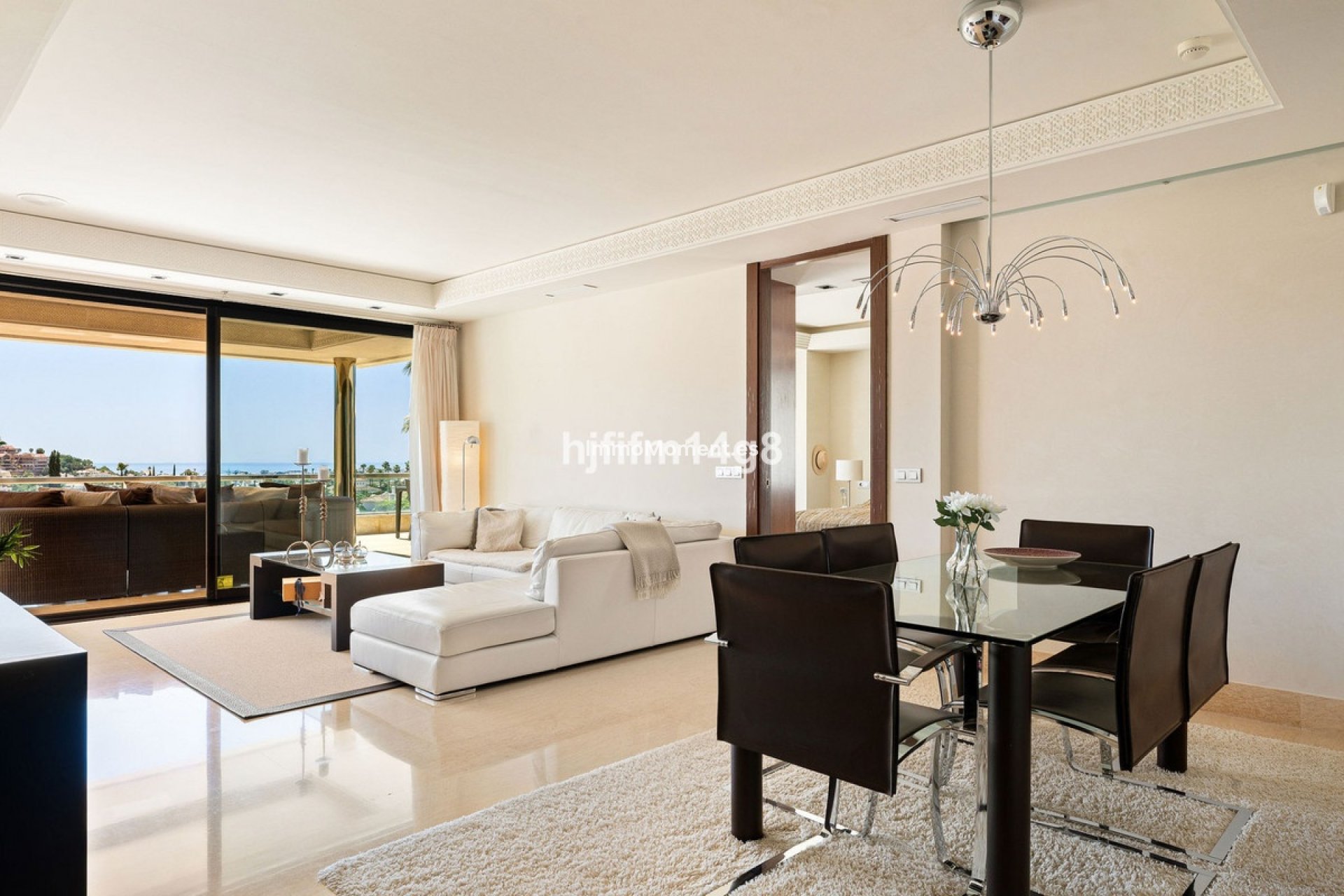 Resale - Apartment - Marbella - Nueva Andalucía