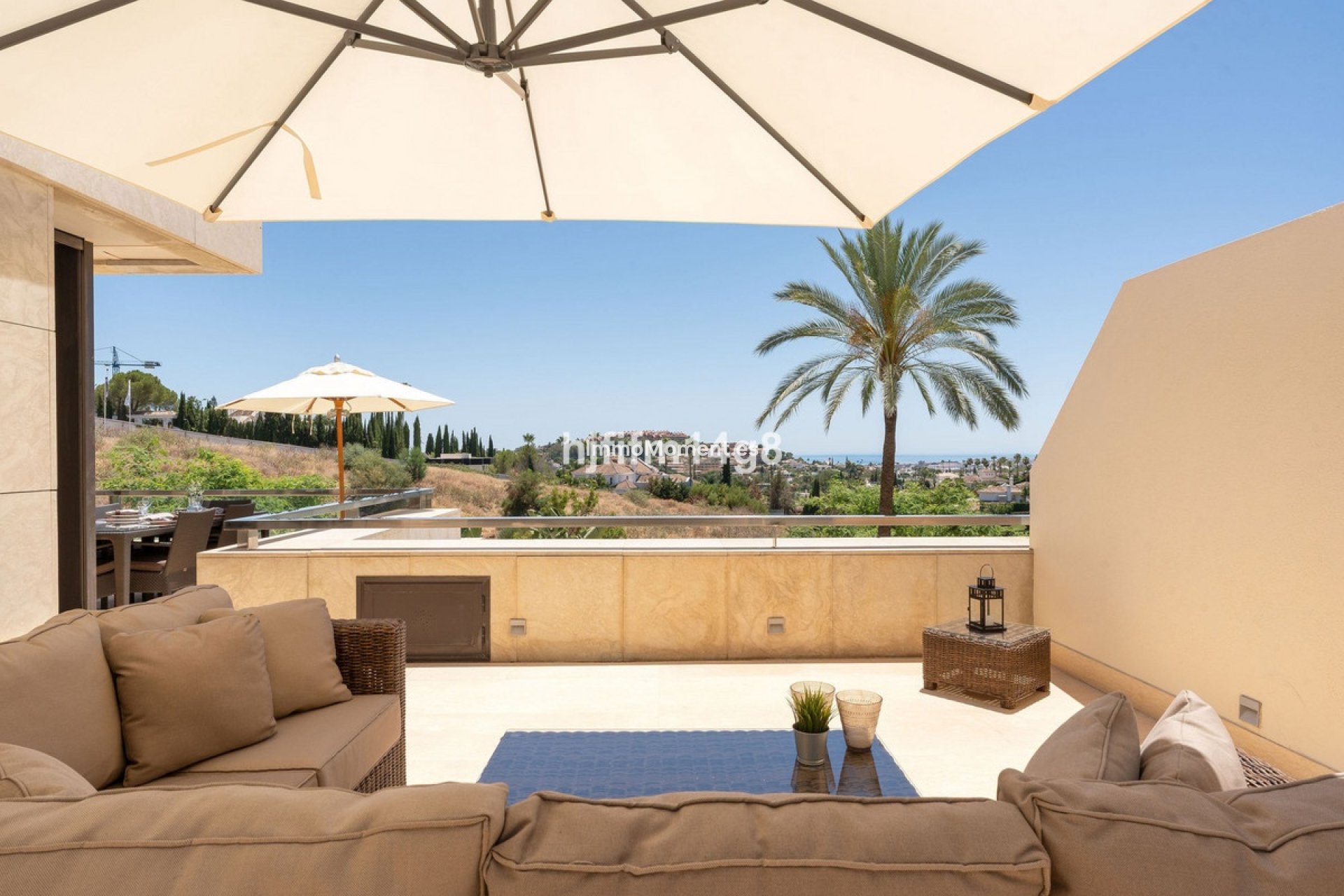 Resale - Apartment - Marbella - Nueva Andalucía