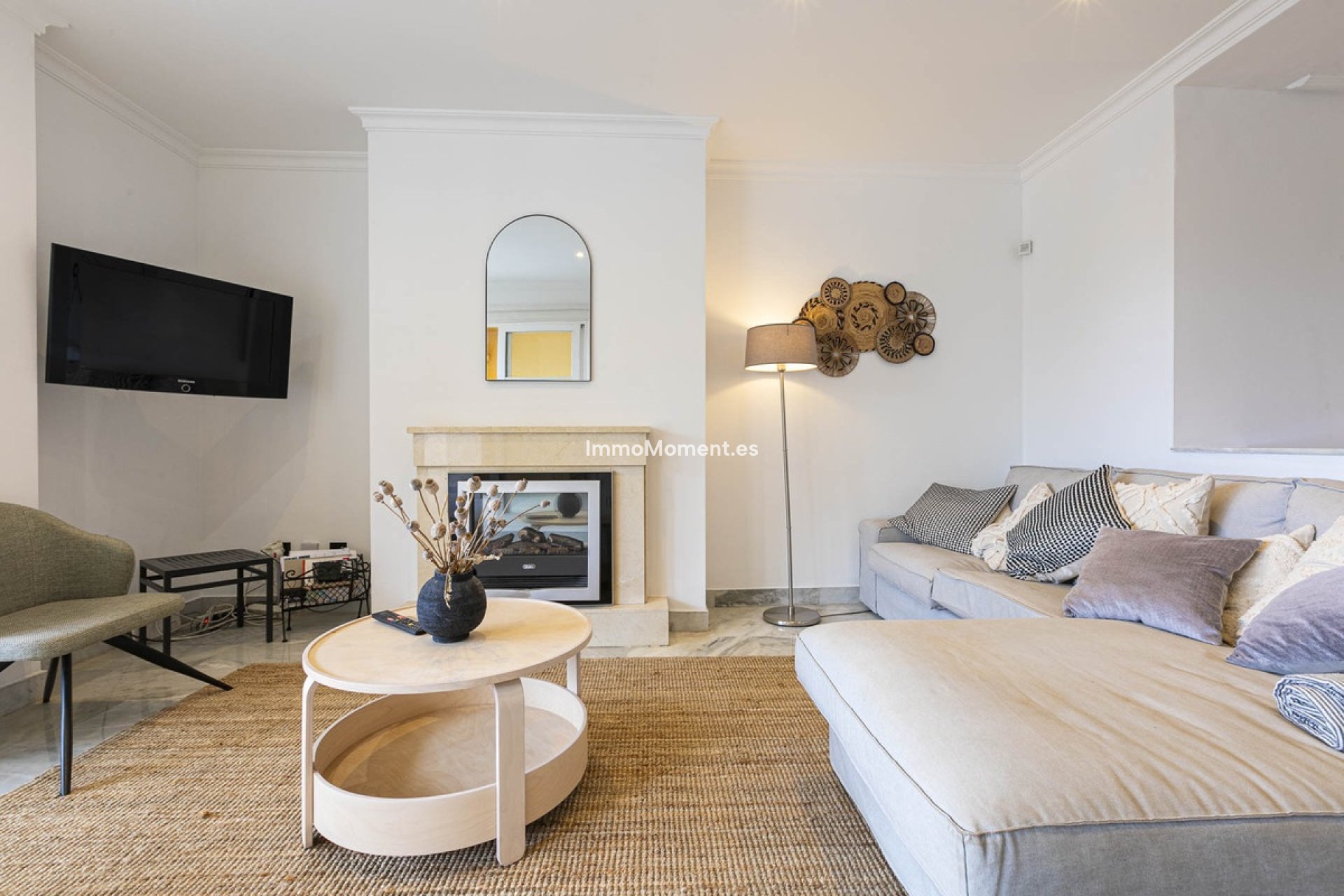 Resale - Apartment - Marbella - Nueva Andalucía