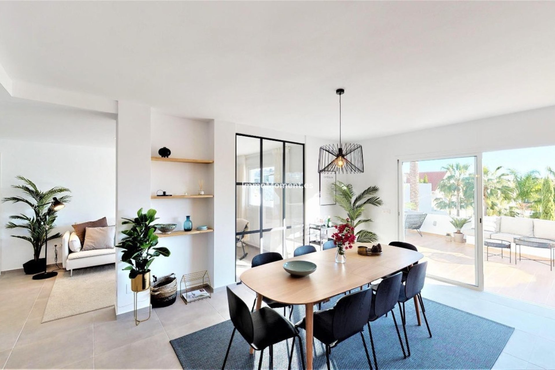 Resale - Apartment - Marbella - Nueva Andalucía