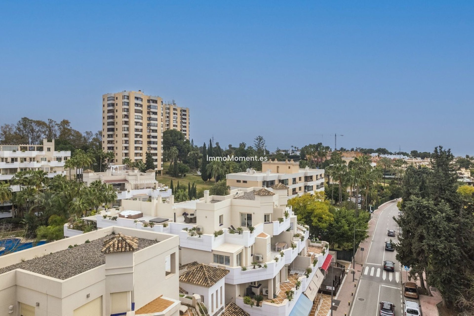 Resale - Apartment - Marbella - Nueva Andalucía