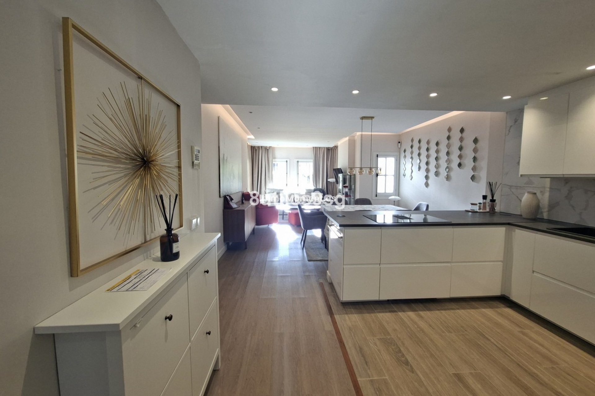 Resale - Apartment - Marbella - Nueva Andalucía