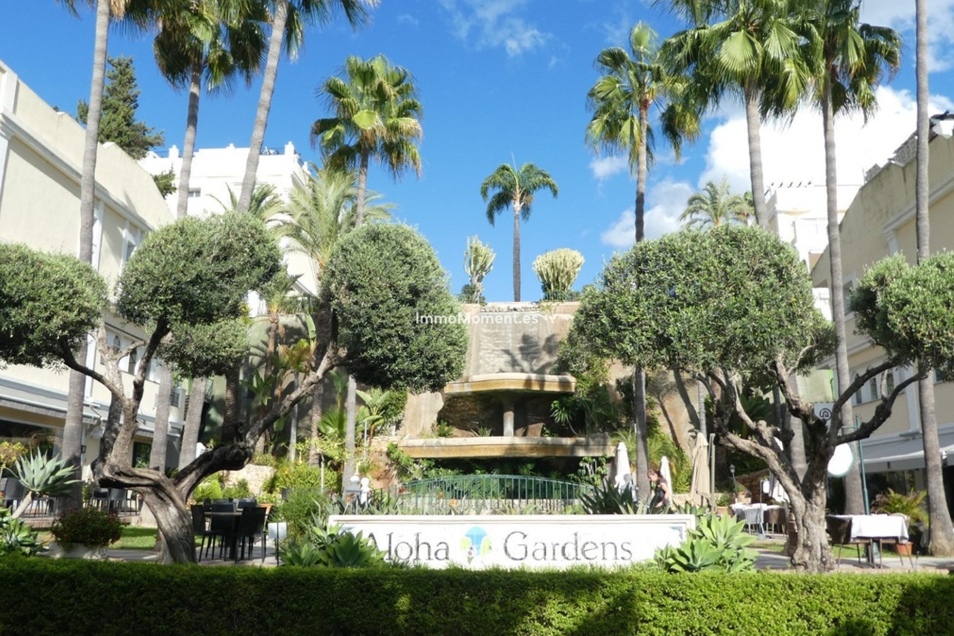 Resale - Apartment - Marbella - Nueva Andalucía