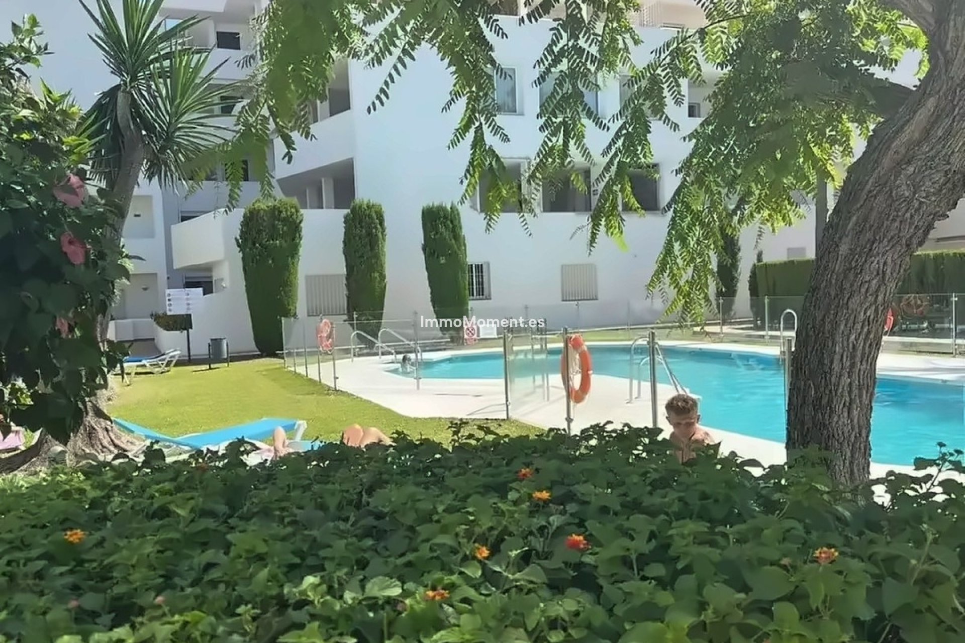 Resale - Apartment - Marbella - Nueva Andalucía