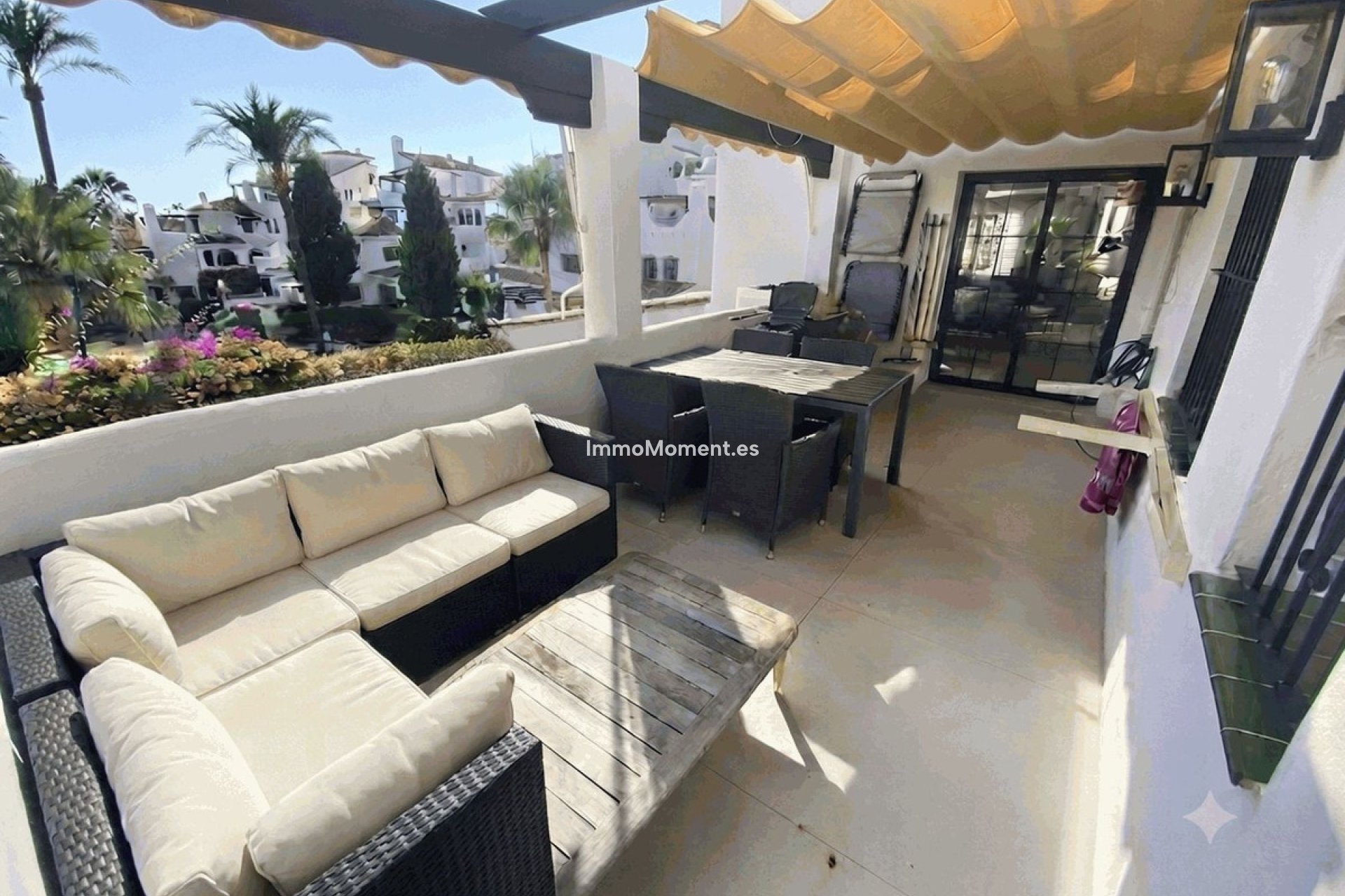Resale - Apartment - Marbella - Nueva Andalucía