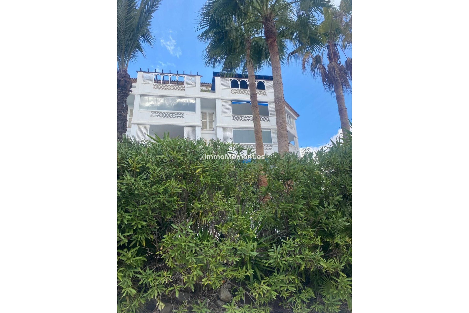 Resale - Apartment - Marbella - Puerto Banús