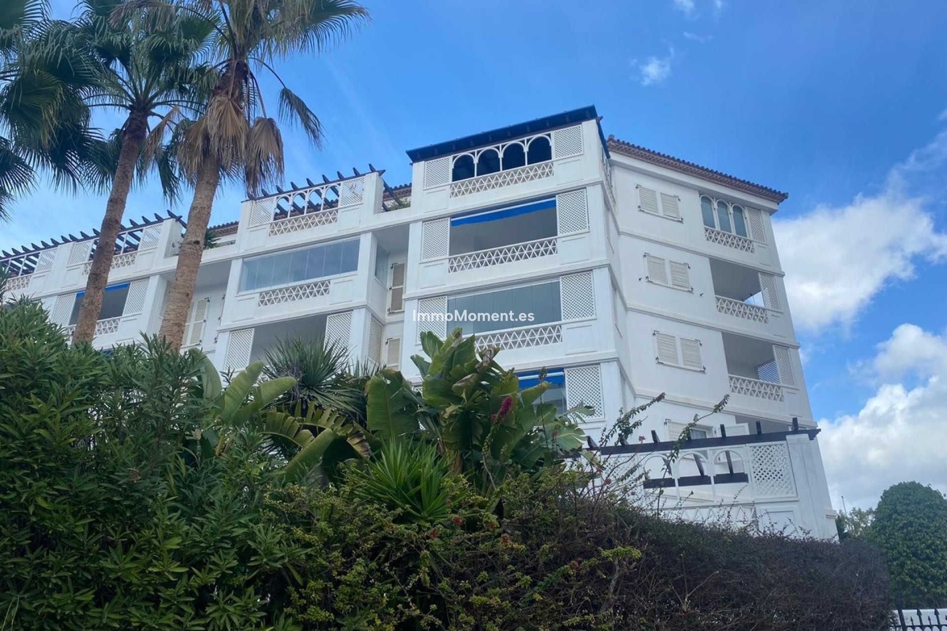 Resale - Apartment - Marbella - Puerto Banús