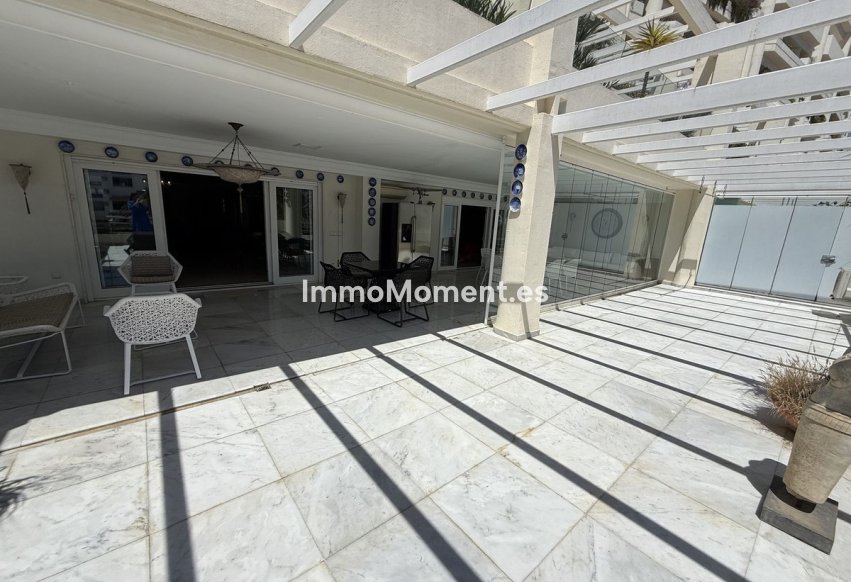 Resale - Apartment - Marbella - Puerto Banús