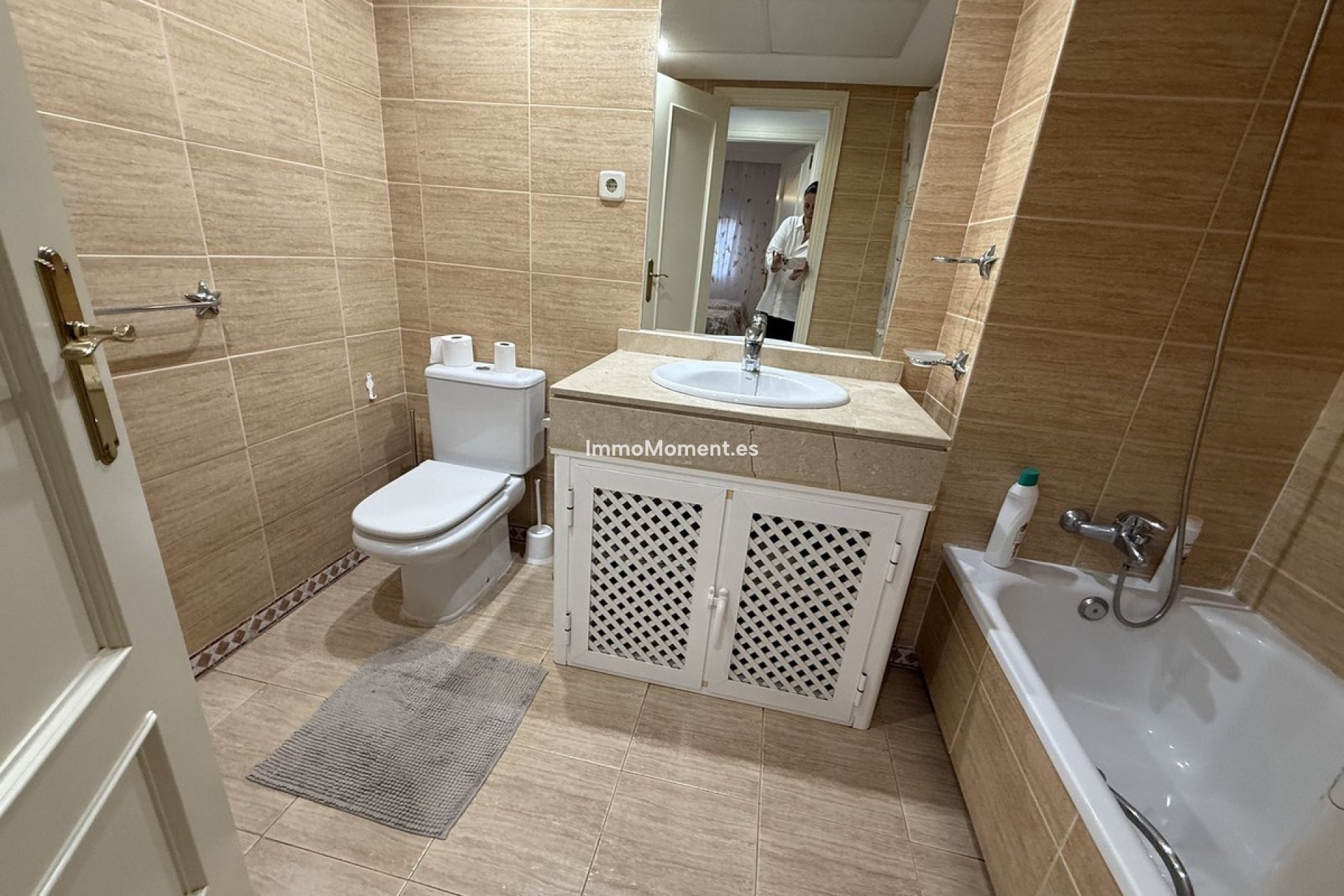 Resale - Apartment - Marbella - Puerto Banús