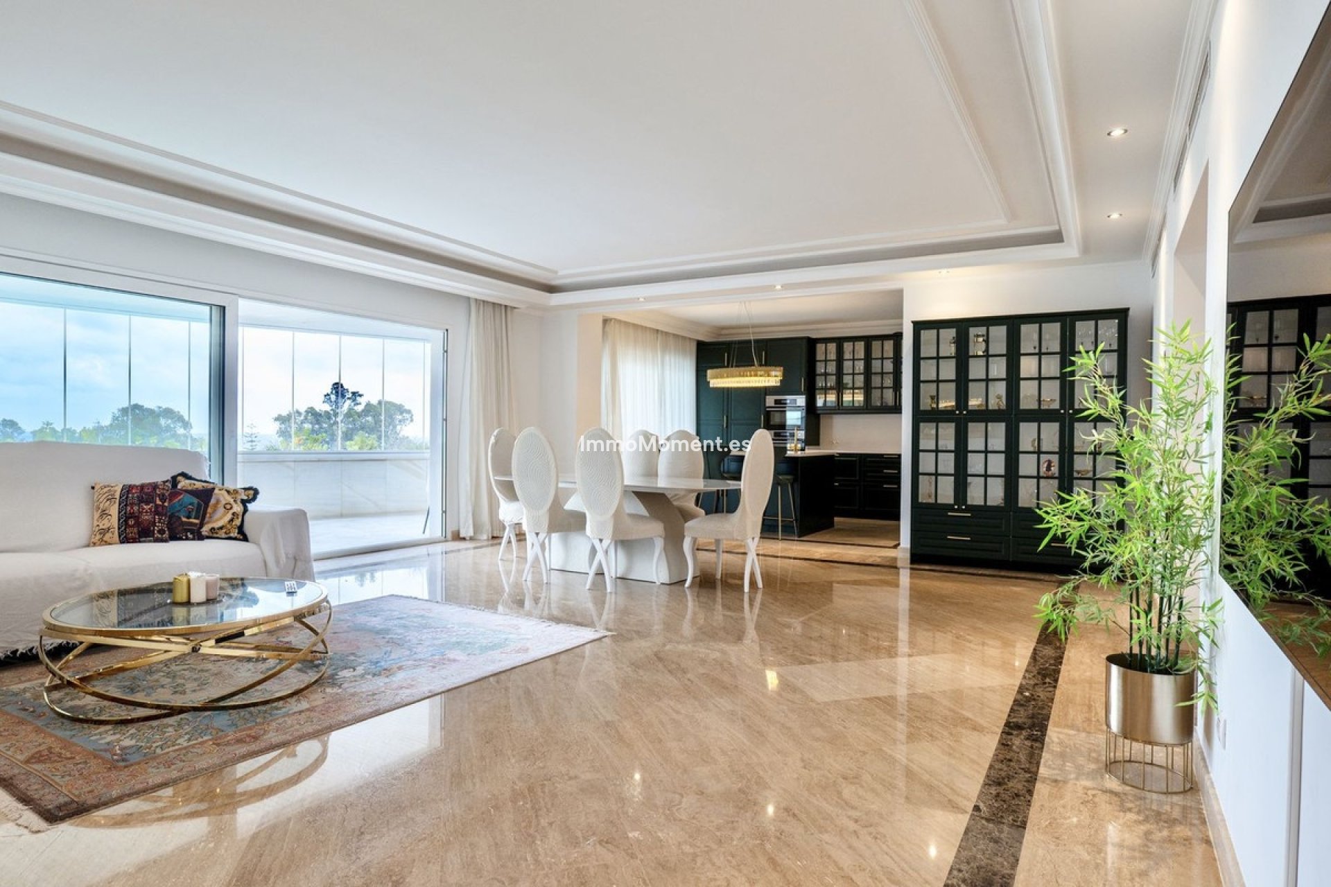 Resale - Apartment - Marbella - Puerto Banús