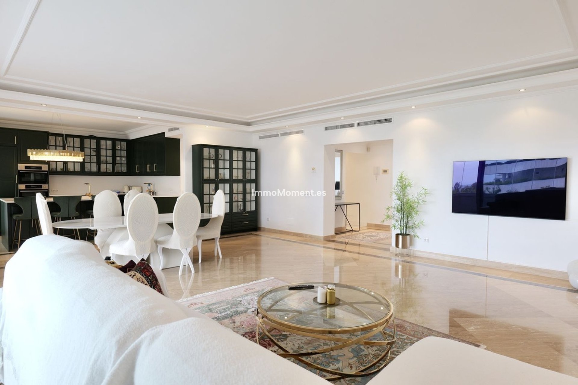 Resale - Apartment - Marbella - Puerto Banús