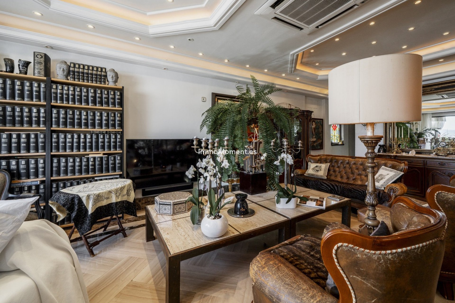 Resale - Apartment - Marbella - Puerto Banús