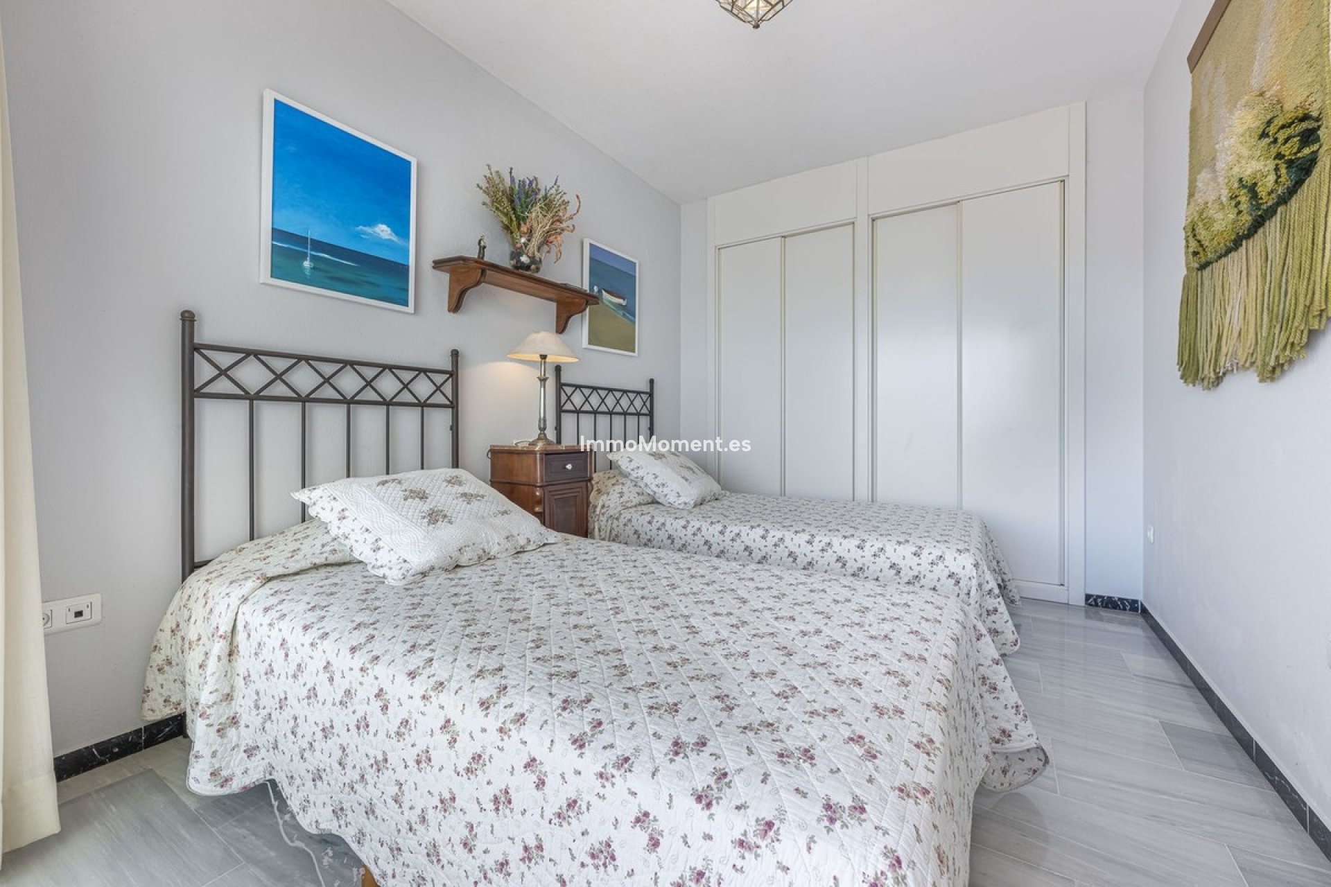 Resale - Apartment - Marbella - Puerto Banús