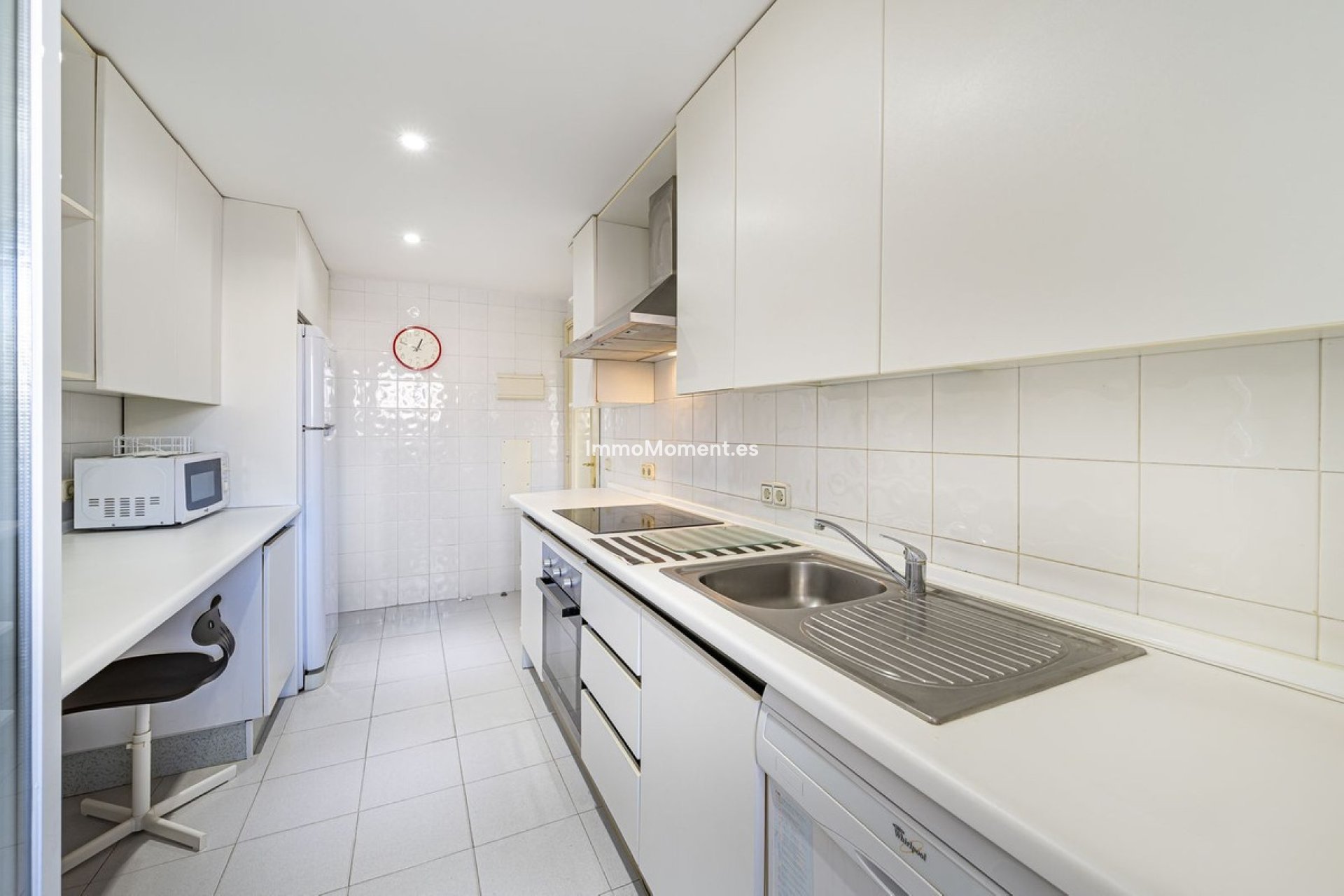 Resale - Apartment - Marbella - Puerto Banús