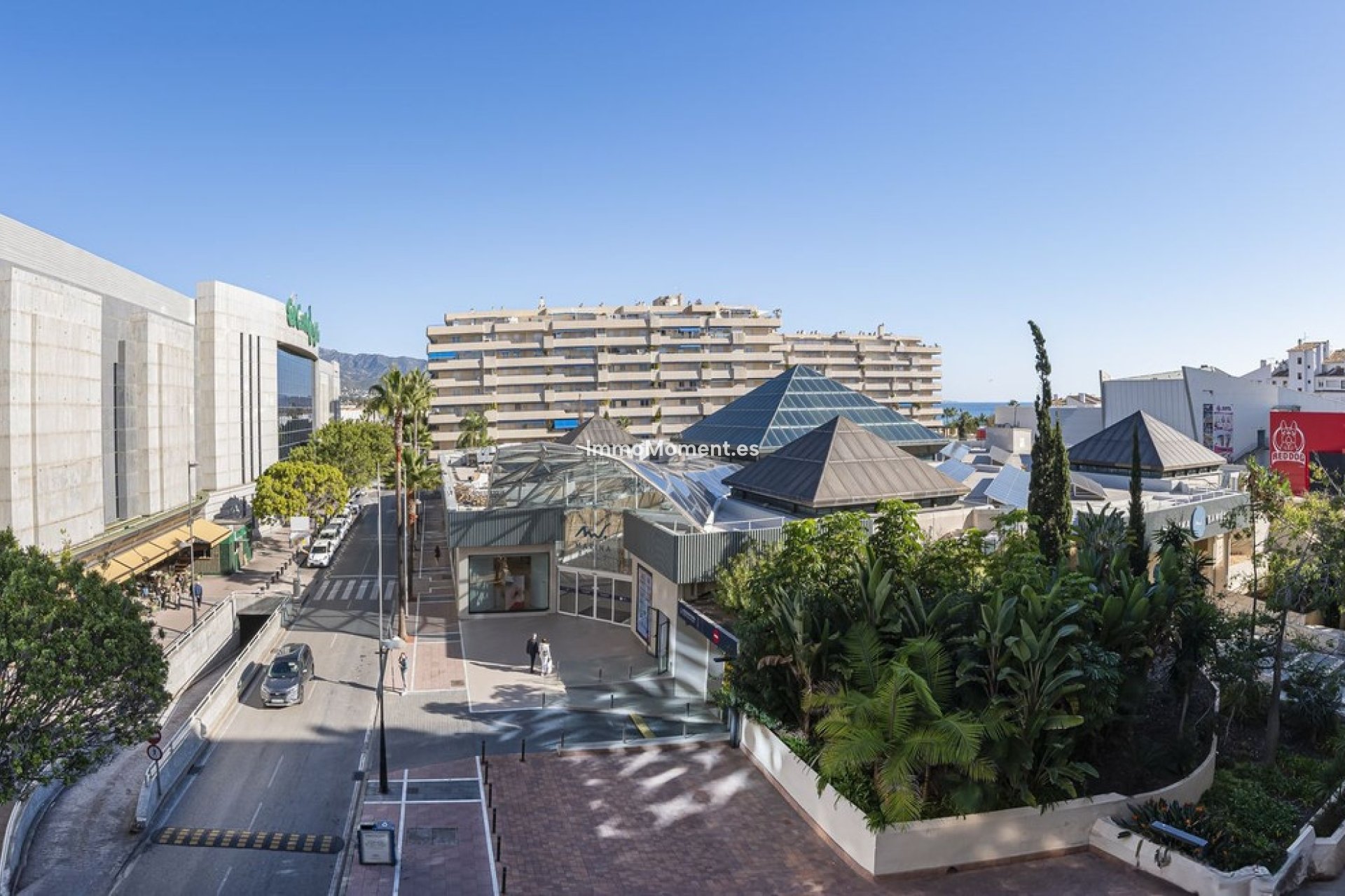 Resale - Apartment - Marbella - Puerto Banús