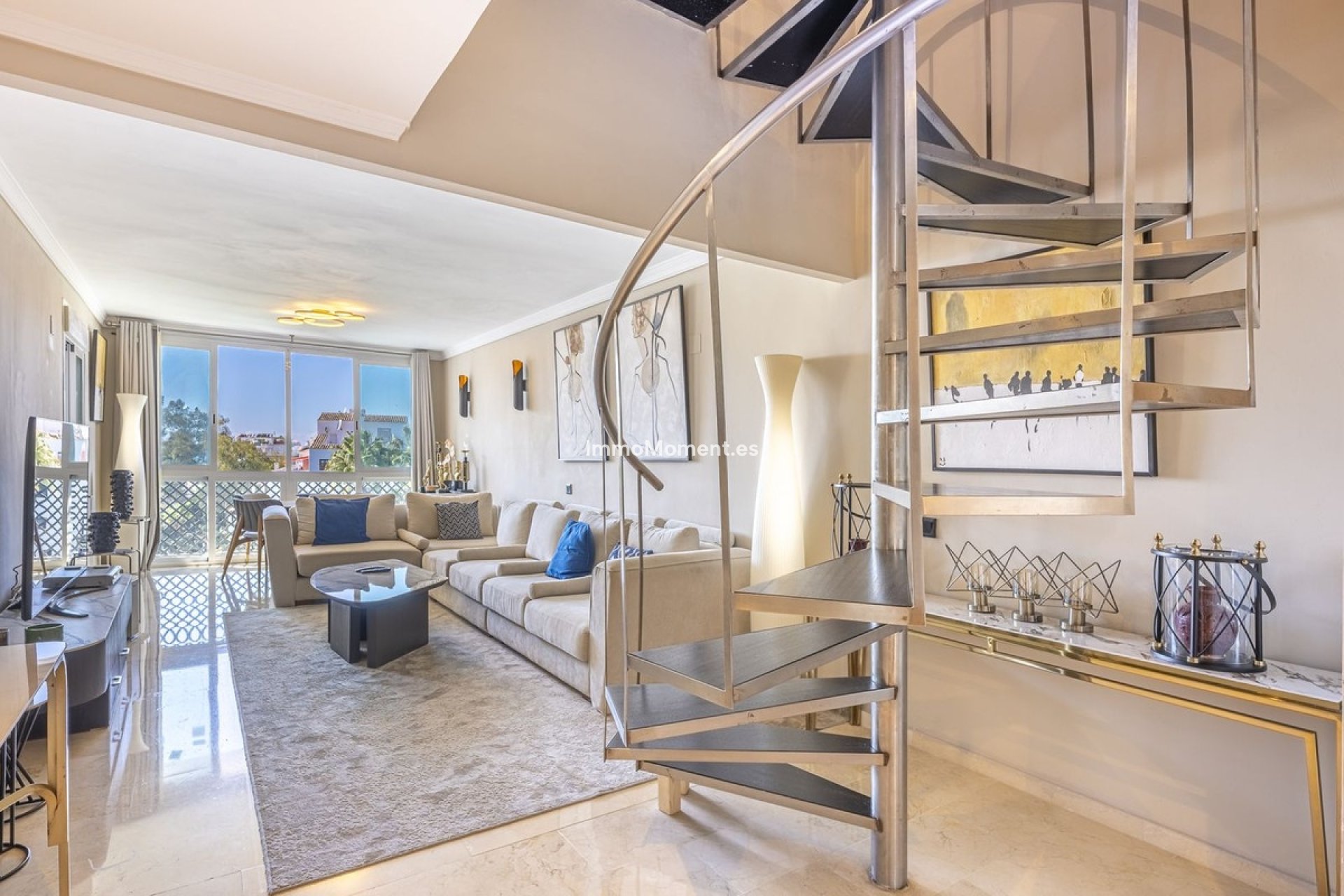 Resale - Apartment - Marbella - Puerto Banús