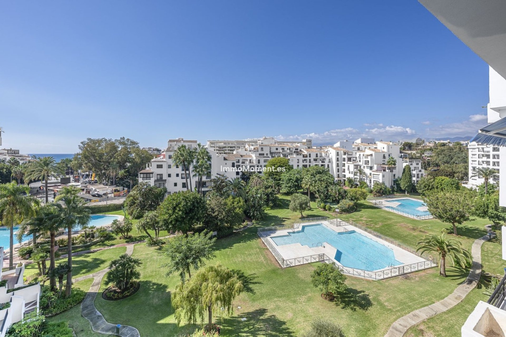 Resale - Apartment - Marbella - Puerto Banús