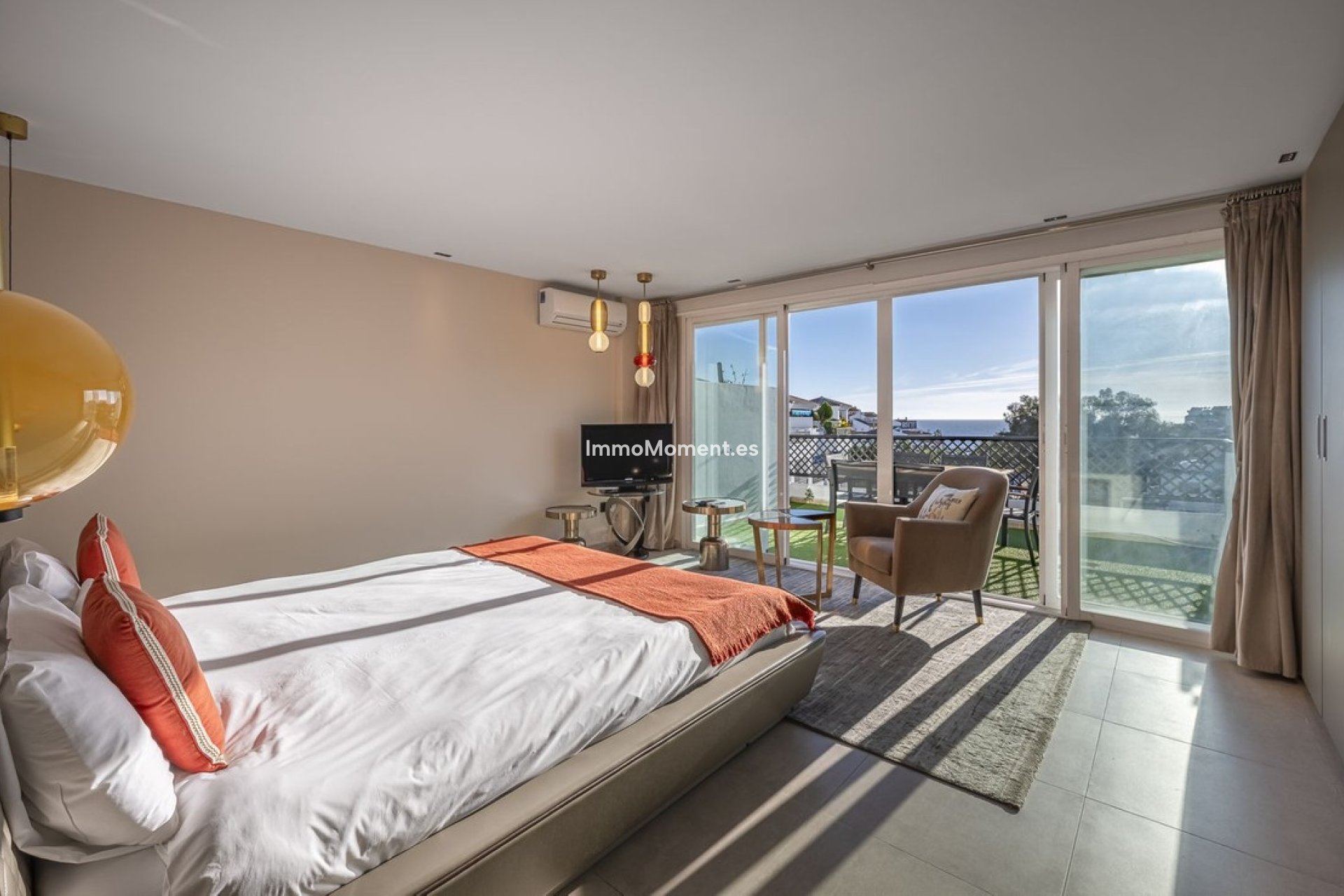 Resale - Apartment - Marbella - Puerto Banús