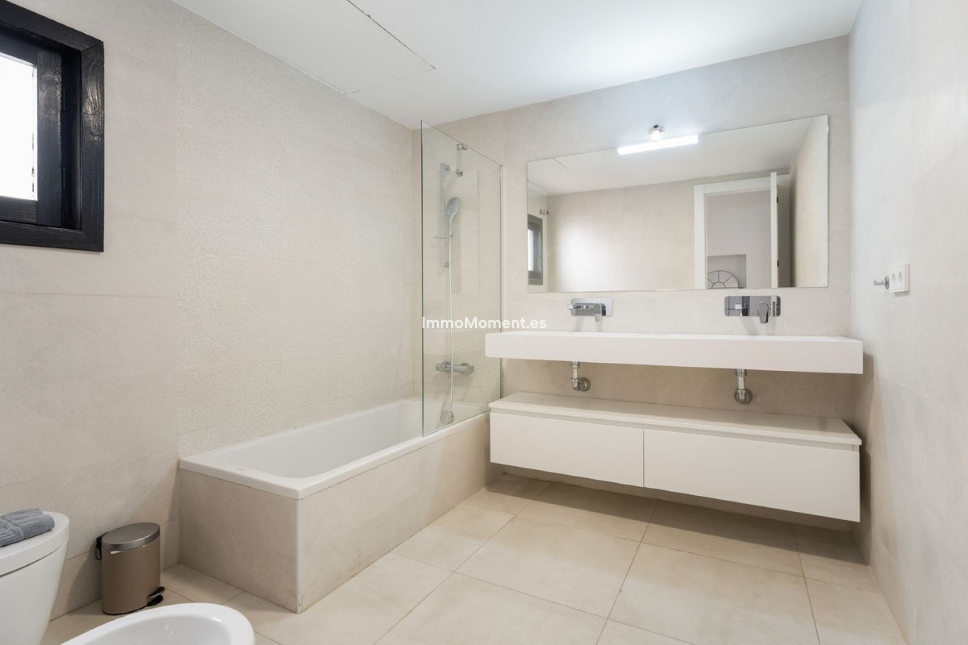 Resale - Apartment - Marbella - Puerto Banús