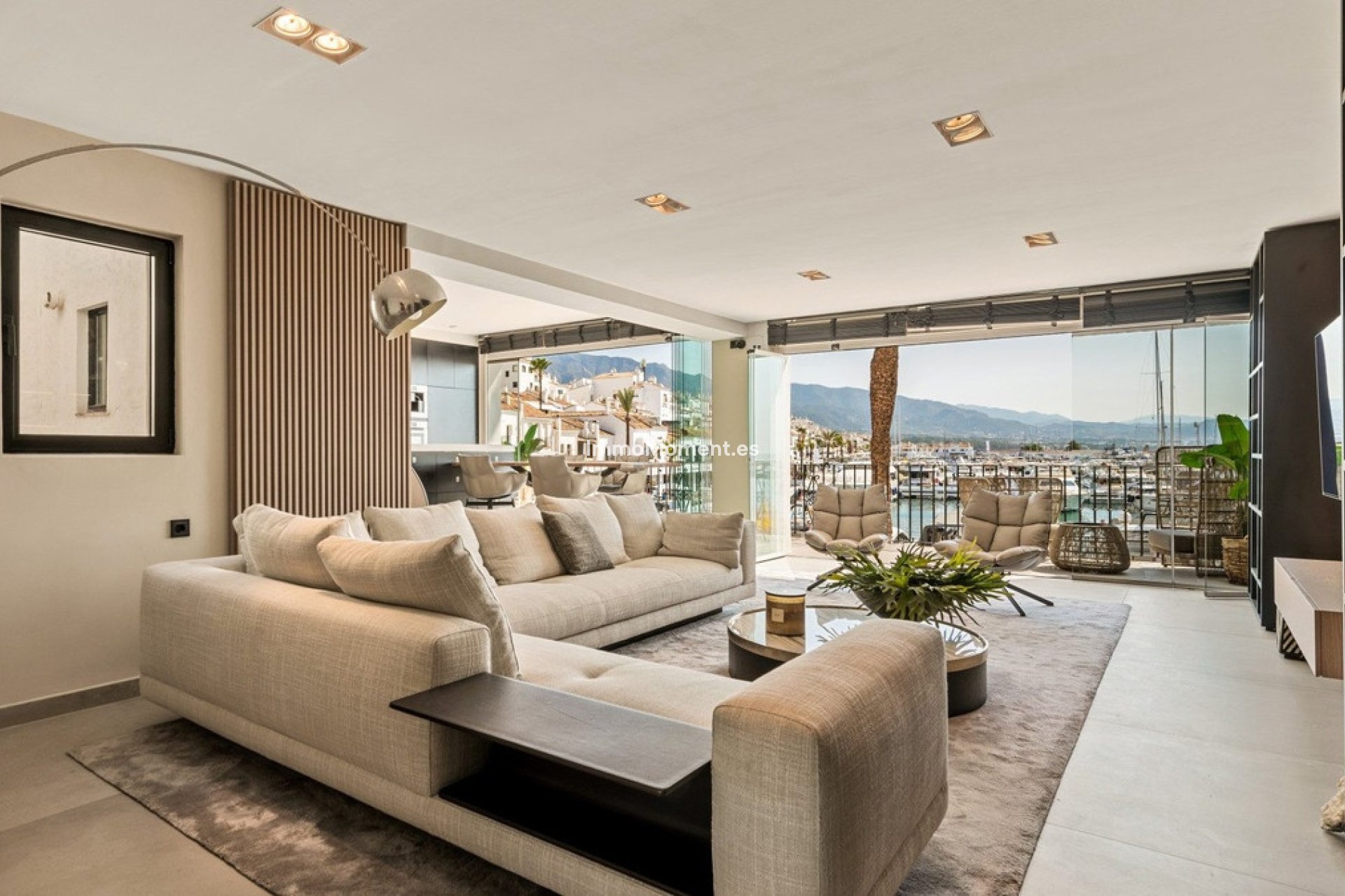 Resale - Apartment - Marbella - Puerto Banús