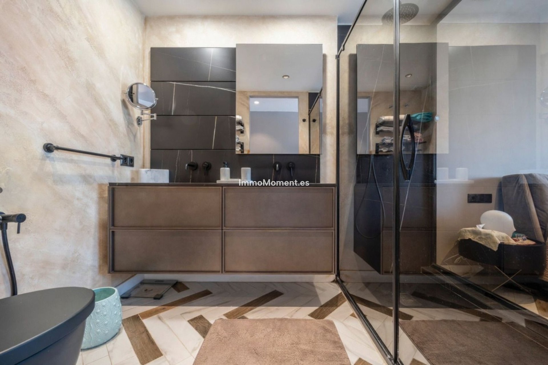 Resale - Apartment - Marbella - Puerto Banús